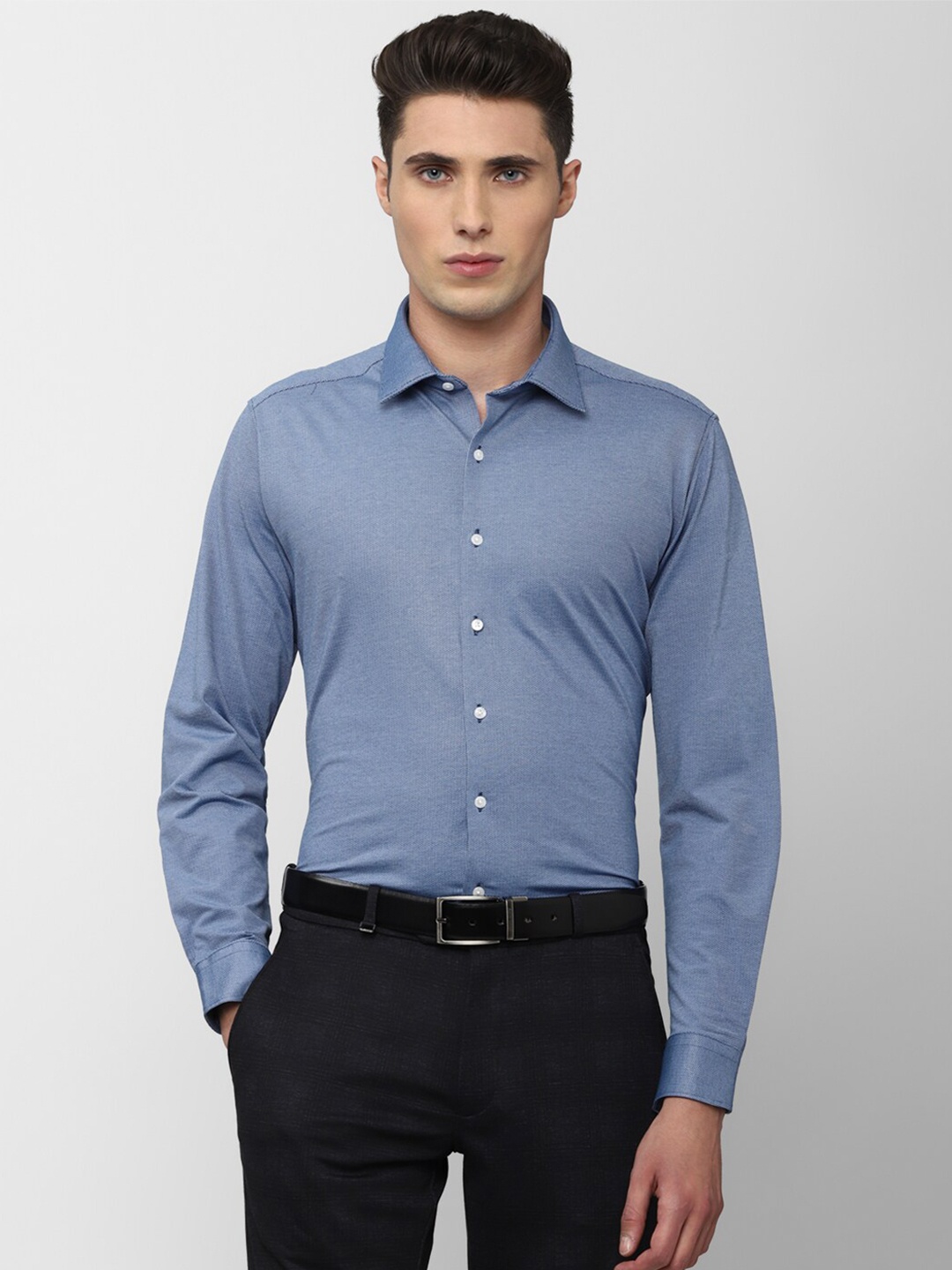 

Van Heusen Men Blue Slim Fit Formal Shirt