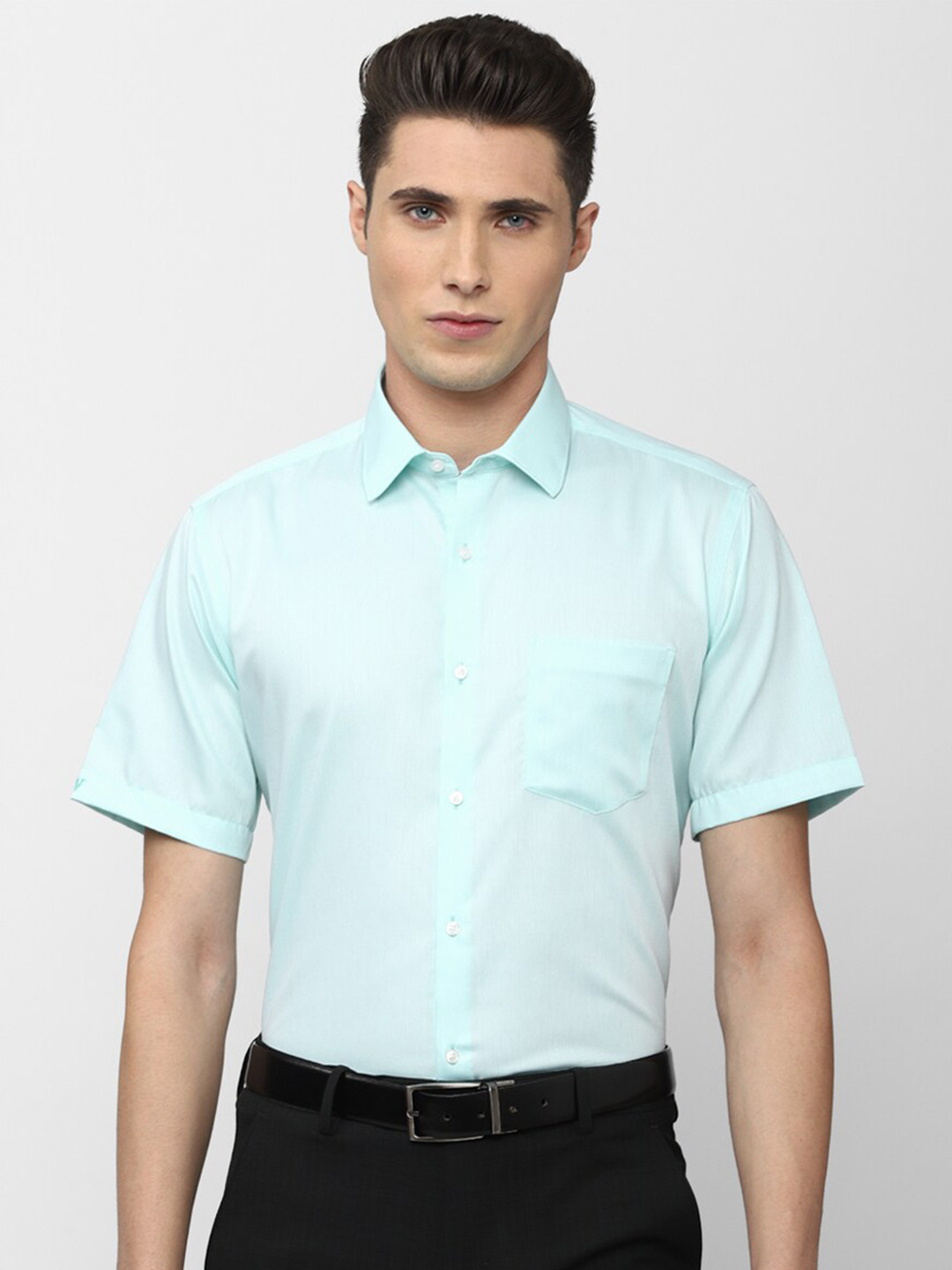

Van Heusen Men Blue Pure Cotton Formal Shirt