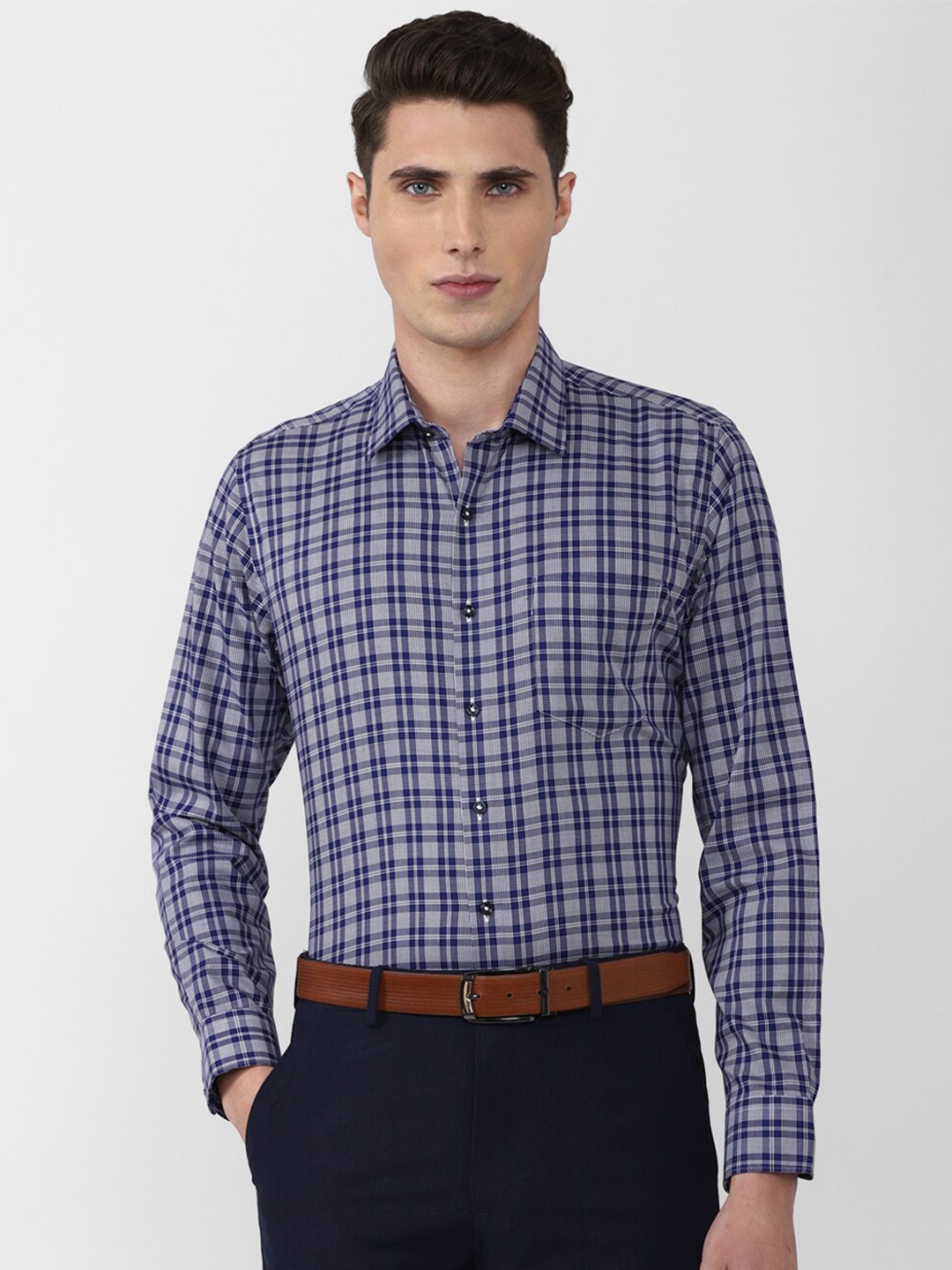 

Van Heusen Men Blue Slim Fit Checked Pure Cotton Formal Shirt