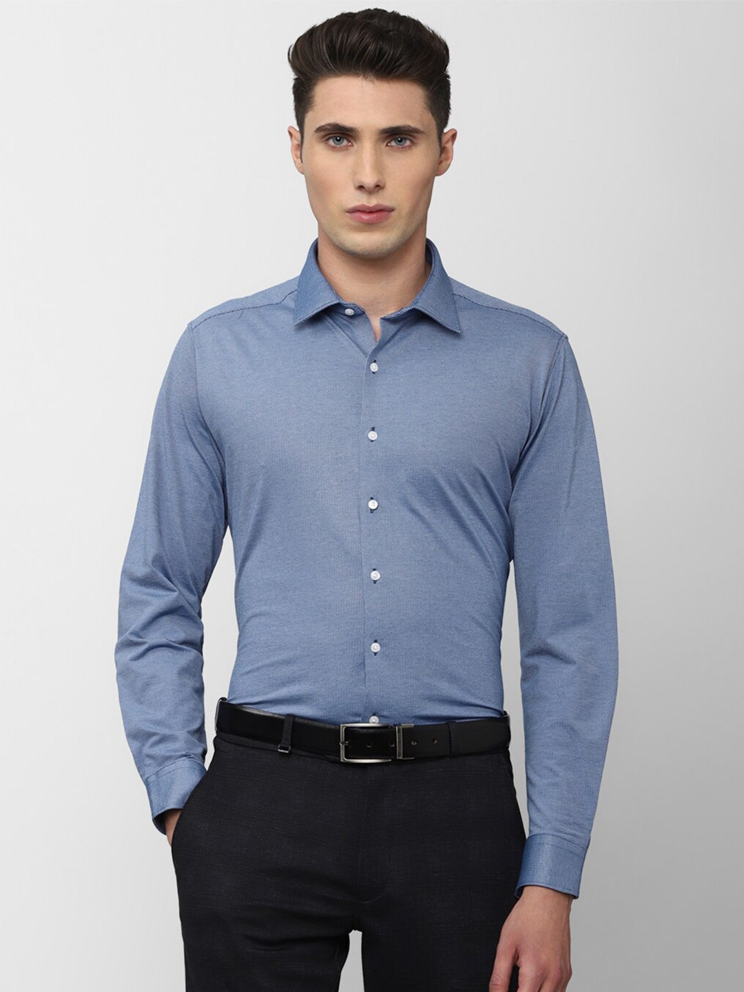

Van Heusen Men Blue Slim Fit Formal Shirt