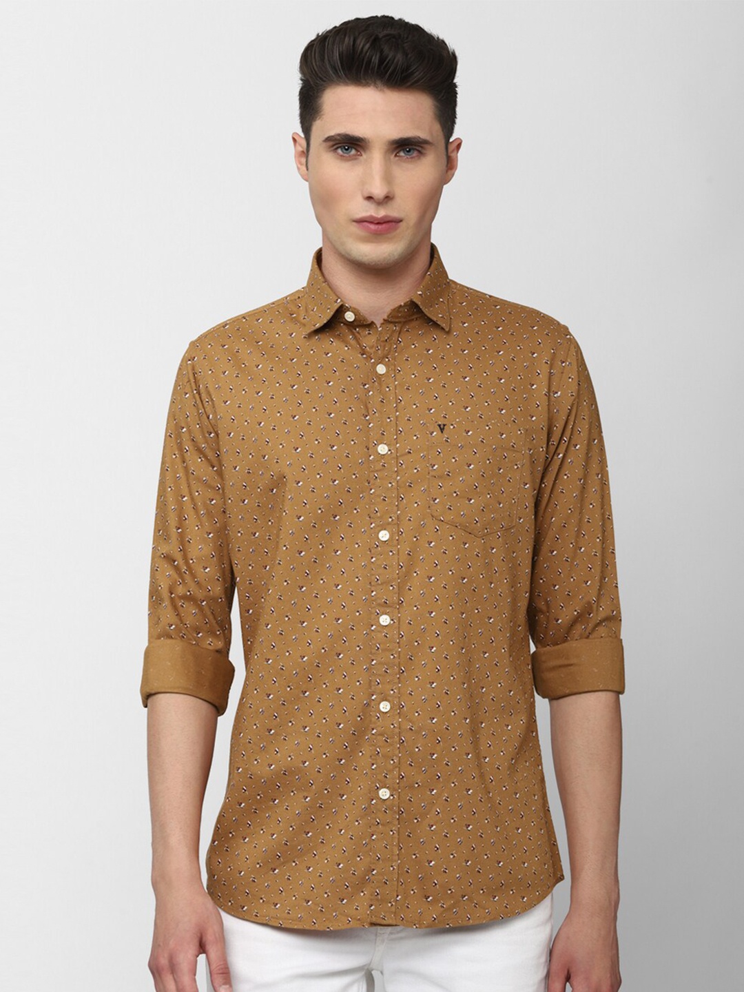 

Van Heusen Sport Men Brown Slim Fit Printed Casual Cotton Shirt
