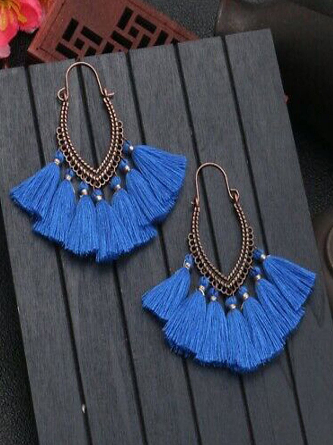 

Young & Forever Blue & Grey Oval Hoop Earrings