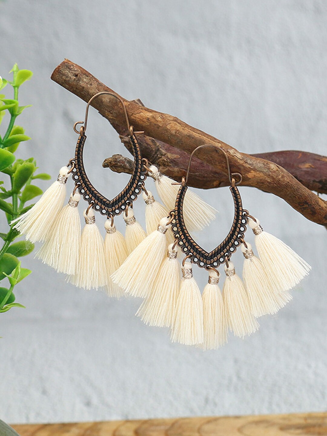 

Young & Forever Brass-Plated Off White Oval Hoop Earrings