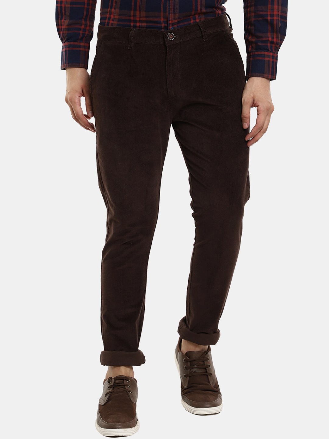 

V-Mart Men Brown Corduroy Slim Fit Easy Wash Trousers