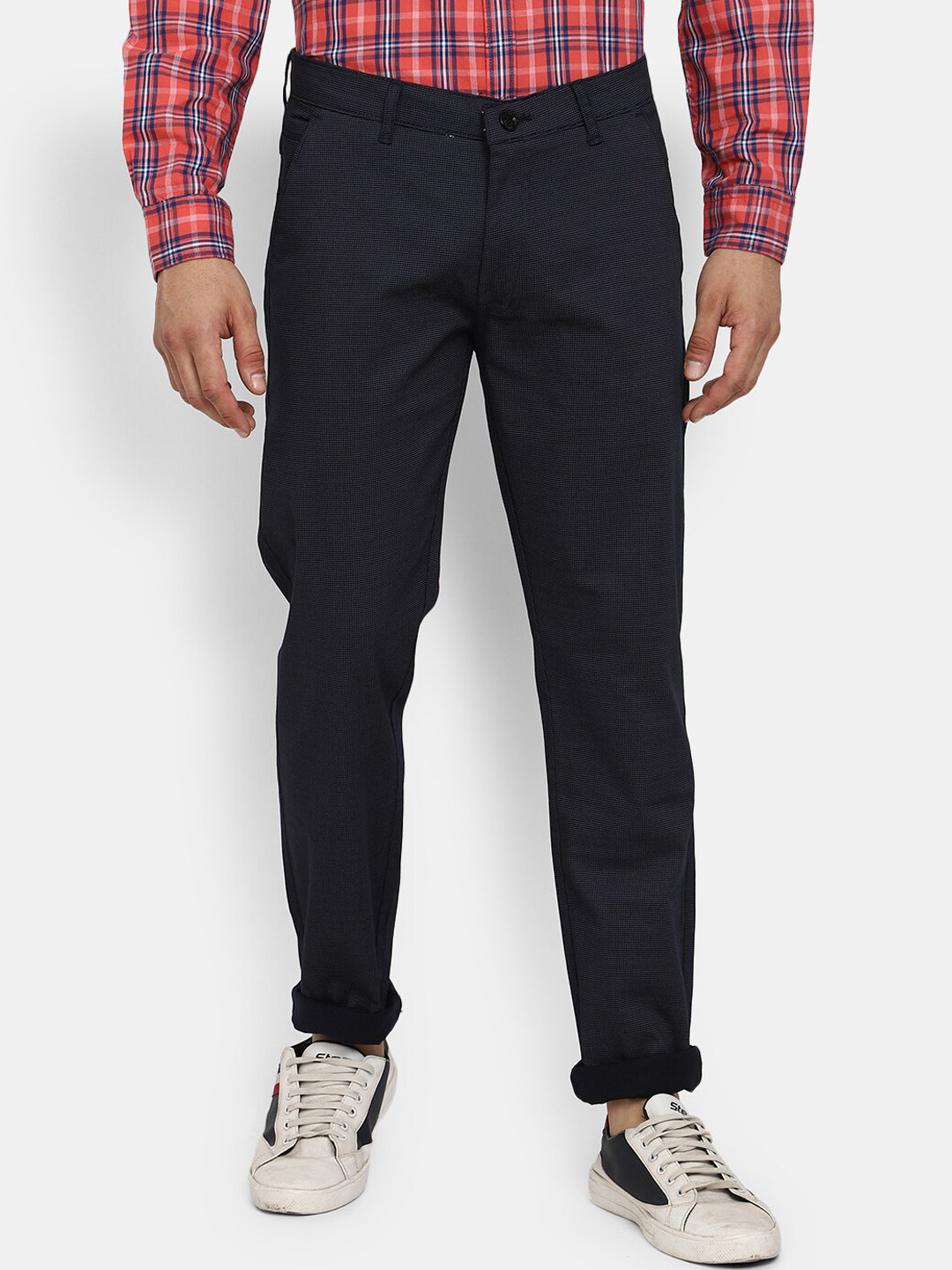 

V-Mart Men Navy Blue Slim Fit Easy Wash Chinos Trousers
