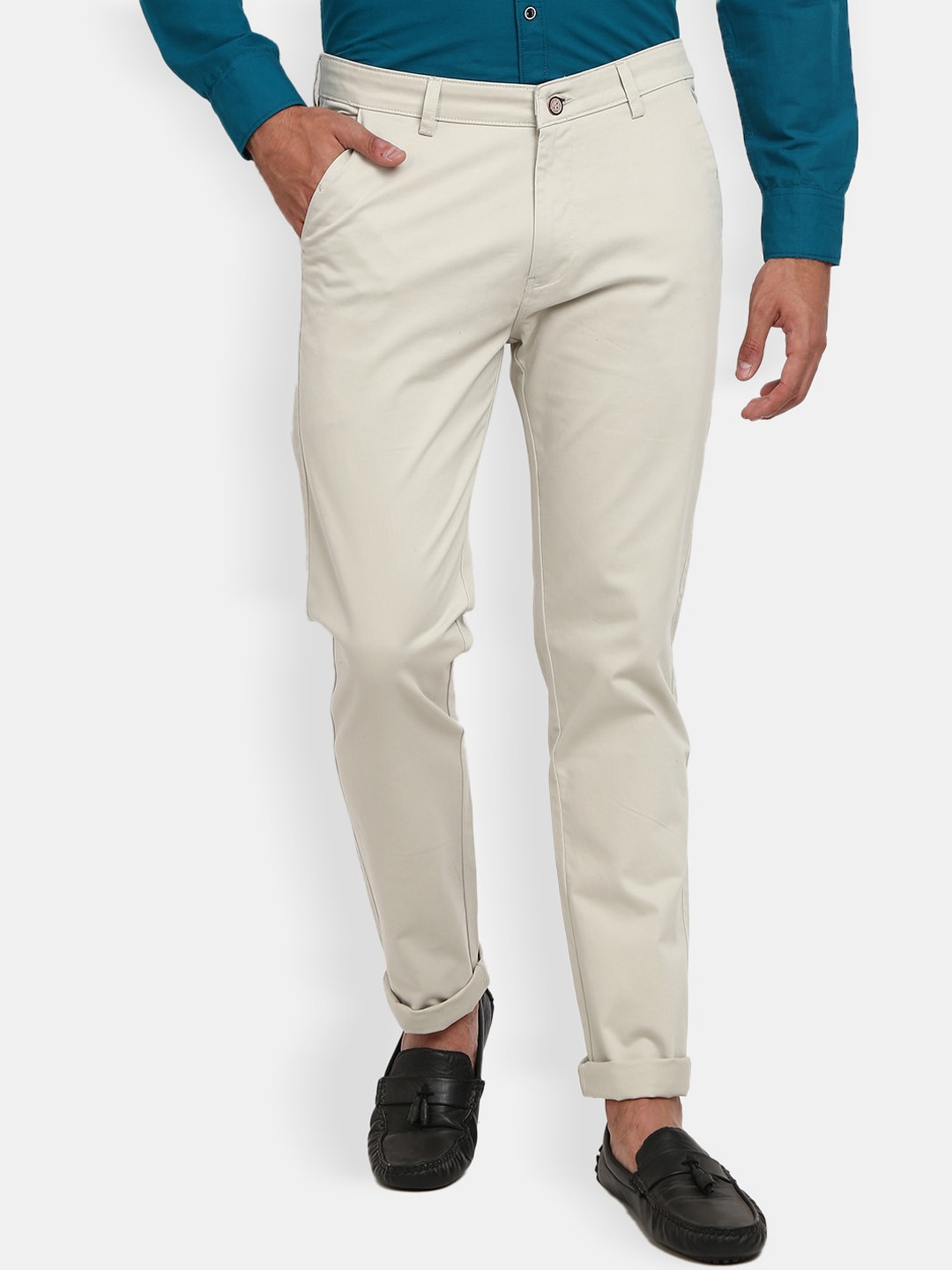 

V-Mart Men Cream-Coloured Slim Fit Easy Wash Dobby Cotton Chinos Trouser