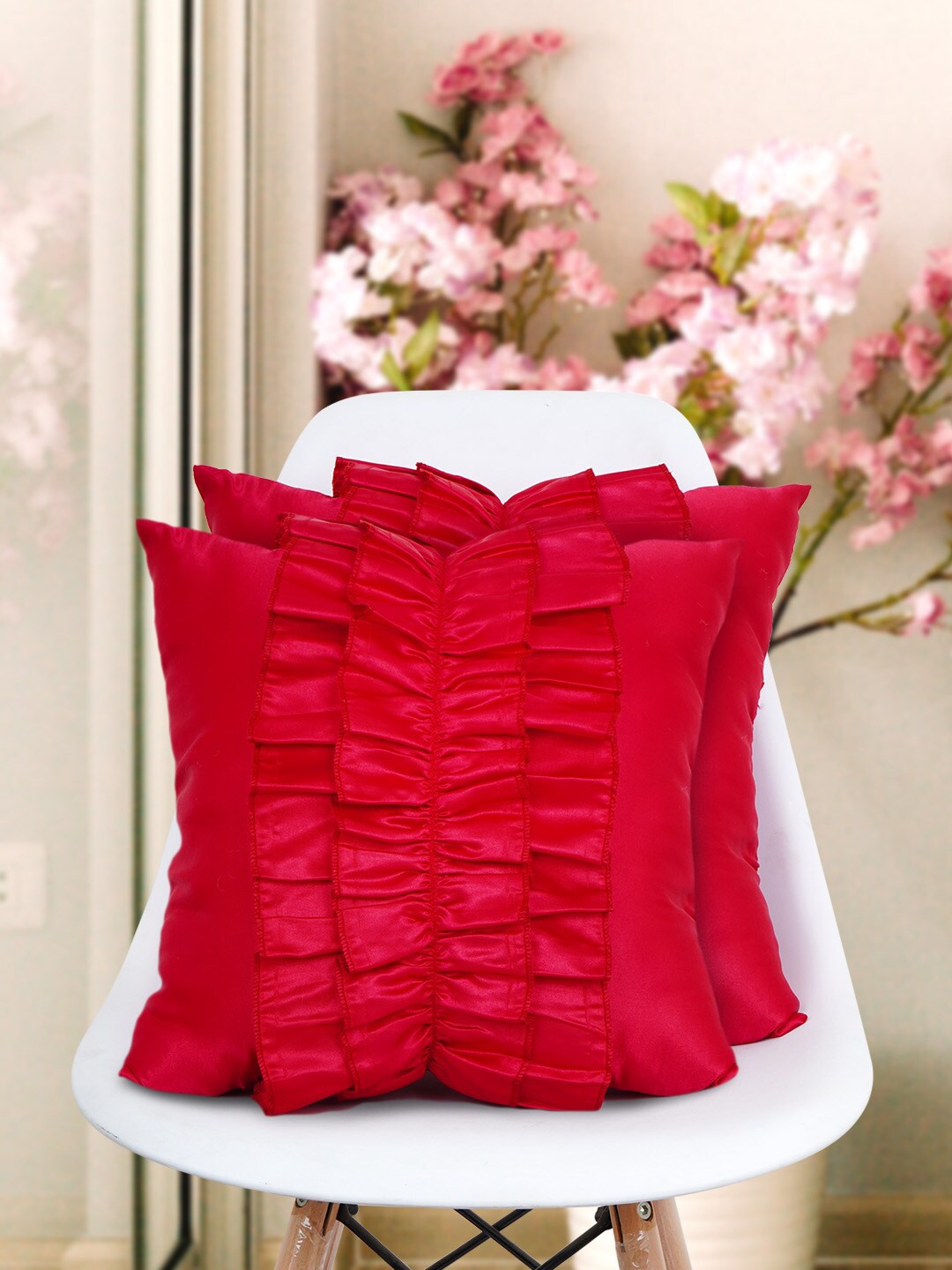 

Crazy Corner Red Decorative Christmas Cushion