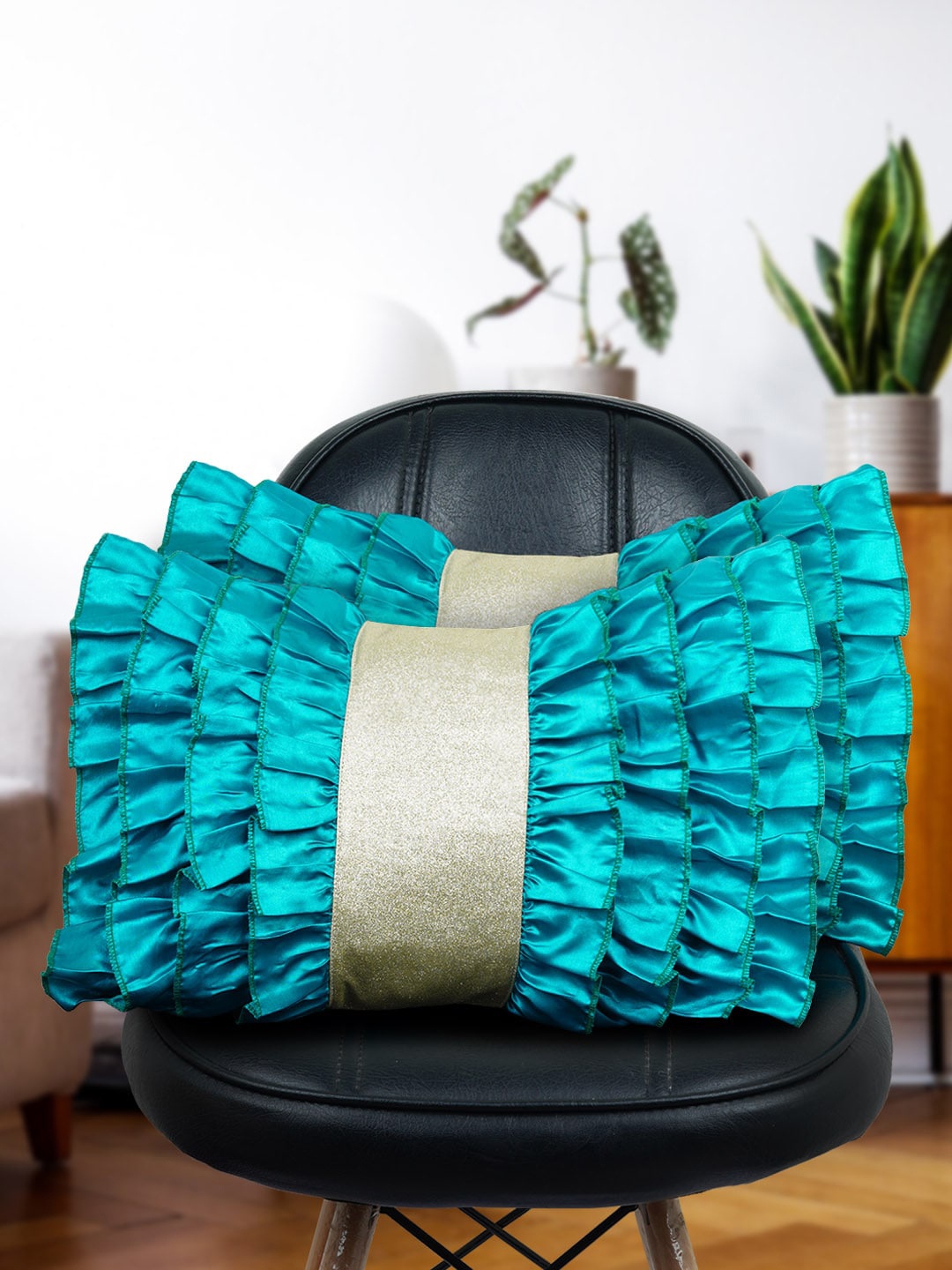 

Crazy Corner Blue Solid Cotton Rectangular Cushion