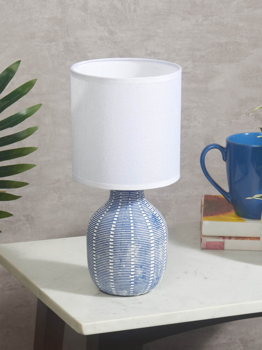 

HomeTown White Twilight Ceramic Pot Table Lamp