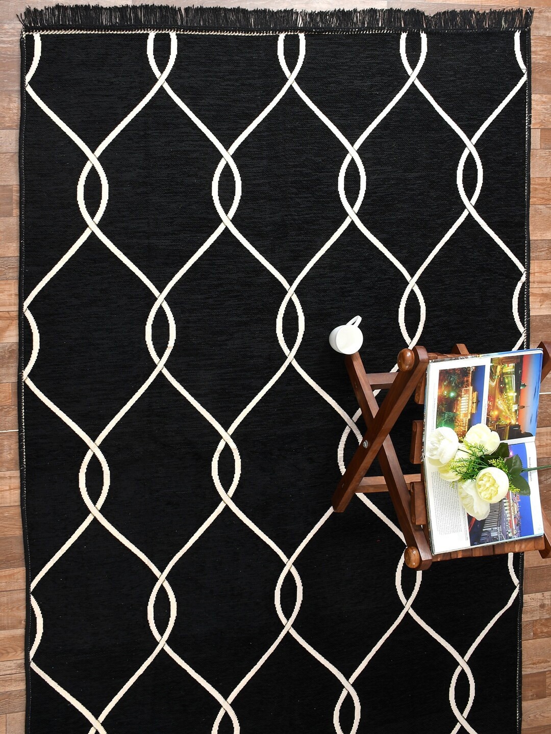 

MULTITEX Black Geometric Printed Rectangular Anti-Skid Carpets