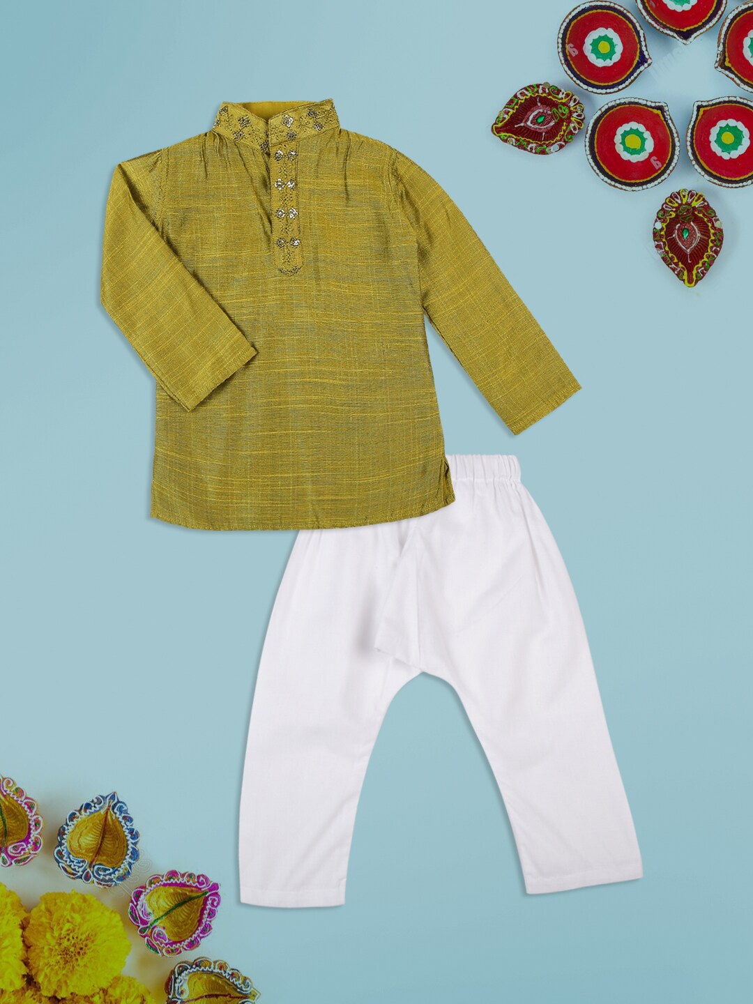 

MeeMee Boys Green Kurta with Pyjamas