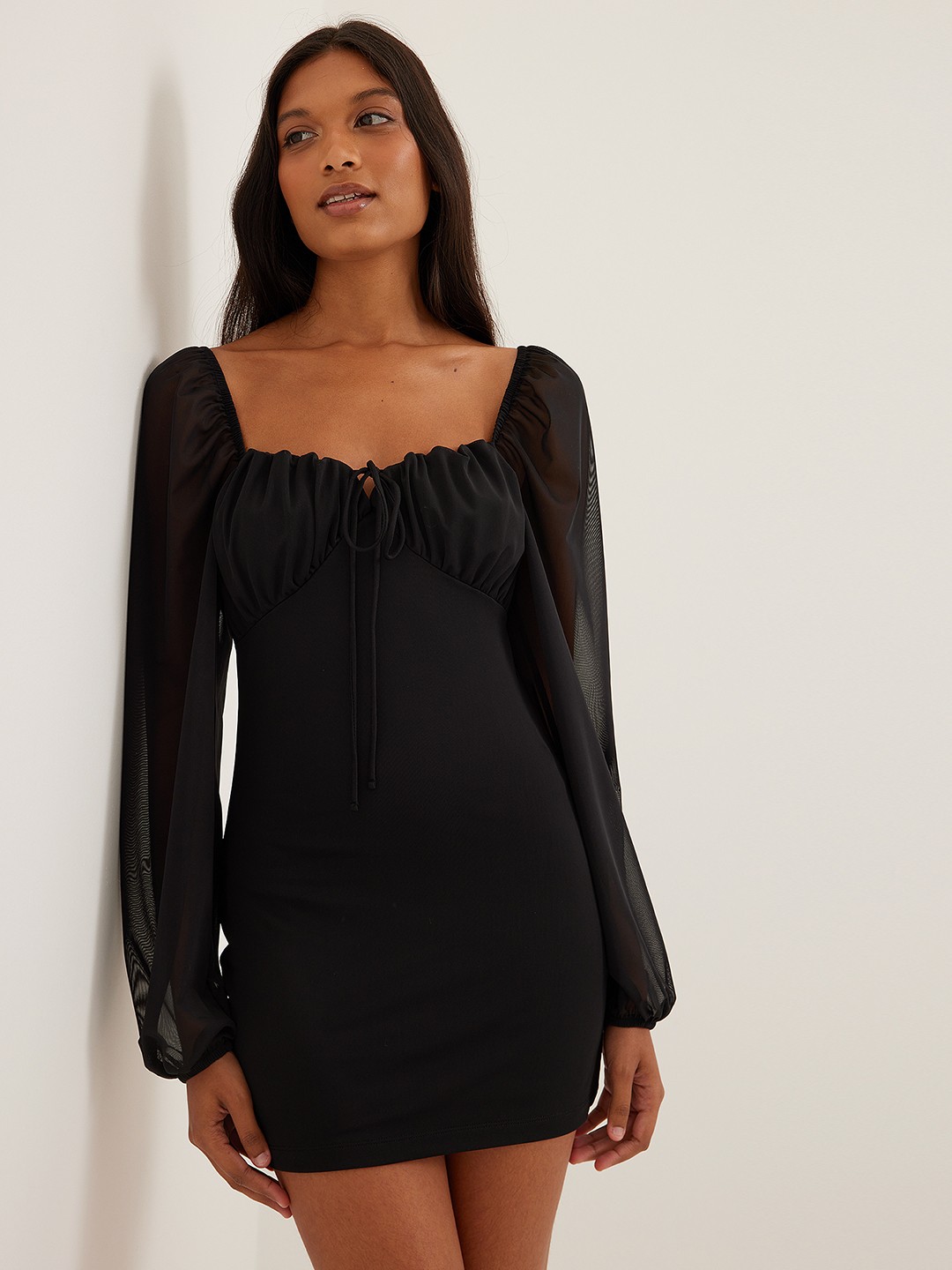 

NA-KD Black Solid Bodycon Mini Dress