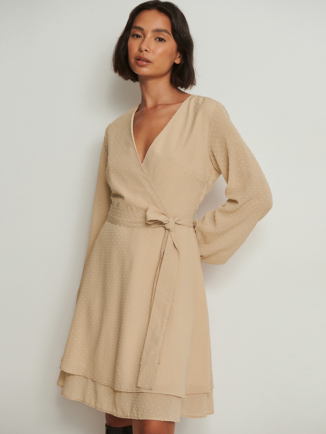 

NA-KD Beige Dobby Weave Wrap Dress