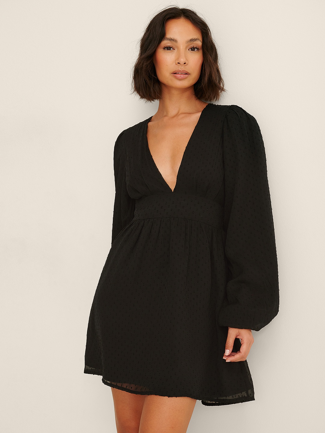 

NA-KD Black Poly Chiffon Dobby Weave Mini Dress