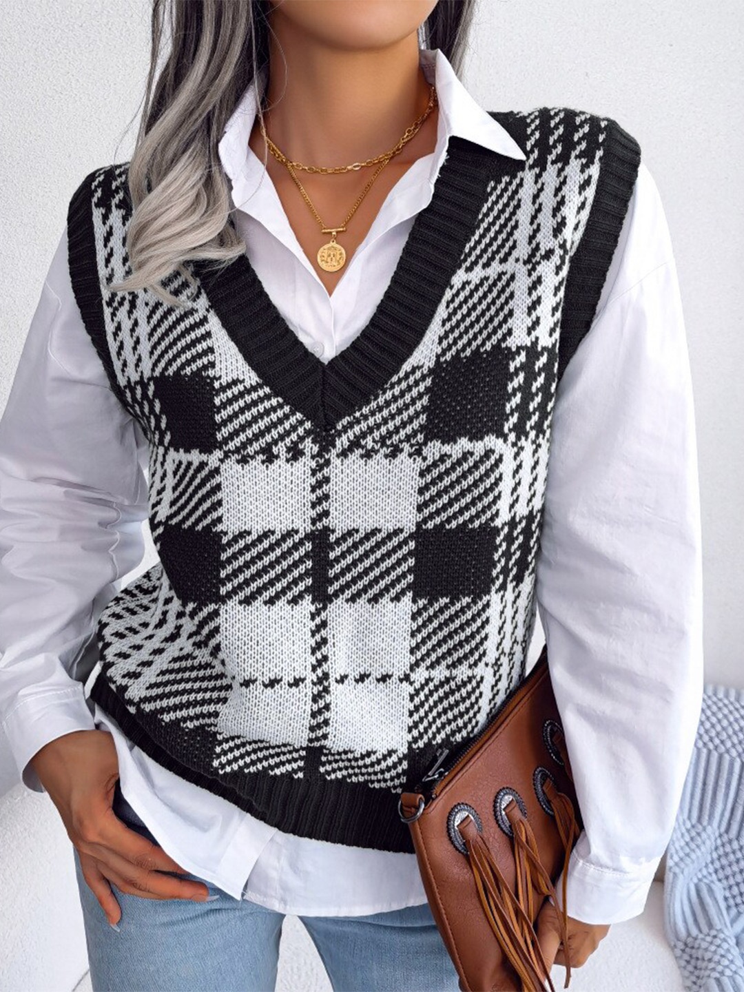 

BoStreet Women Black & White Checked Checked Sweater Vest