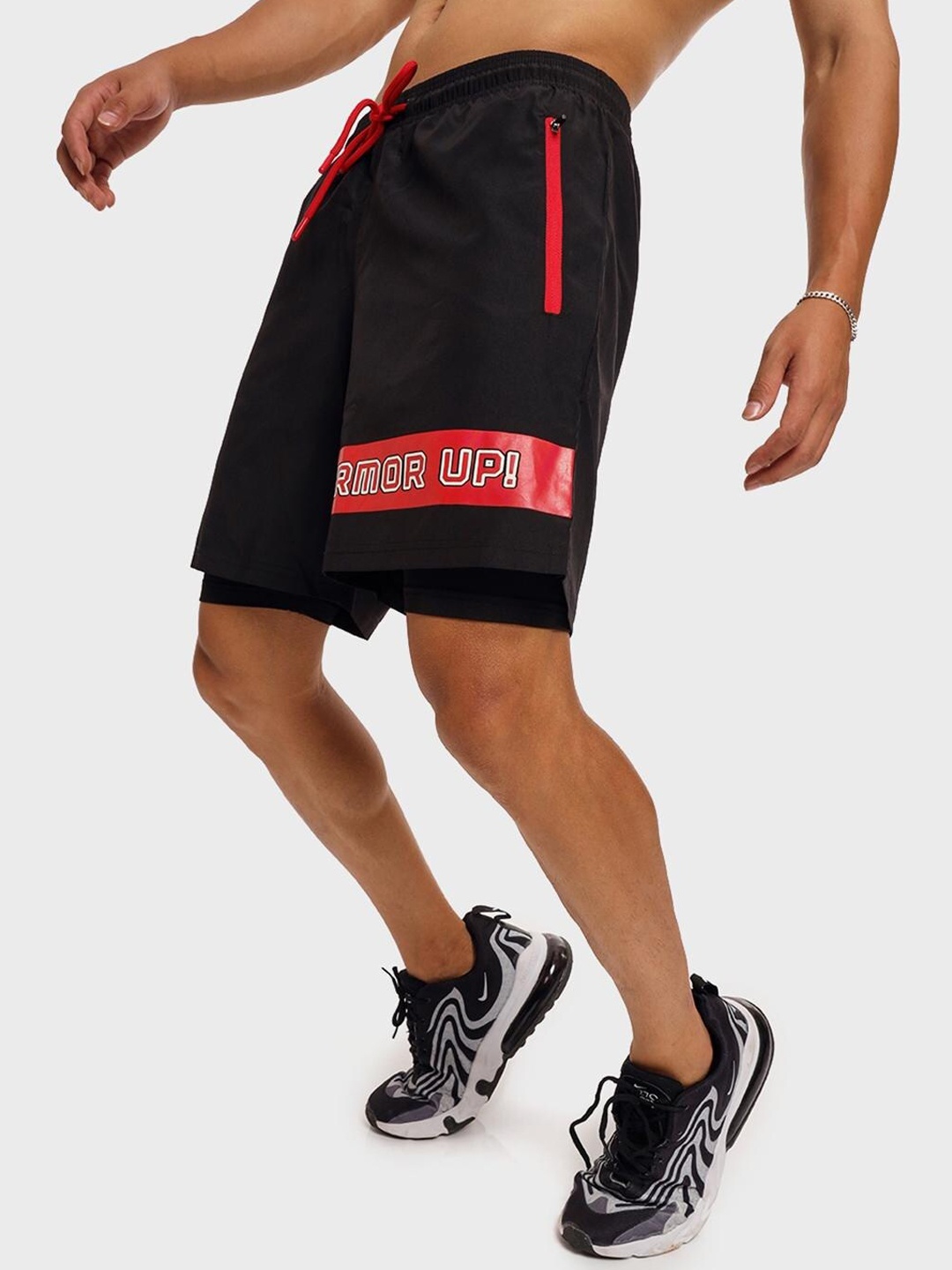 

Bewakoof Men Black Typography Sports Shorts