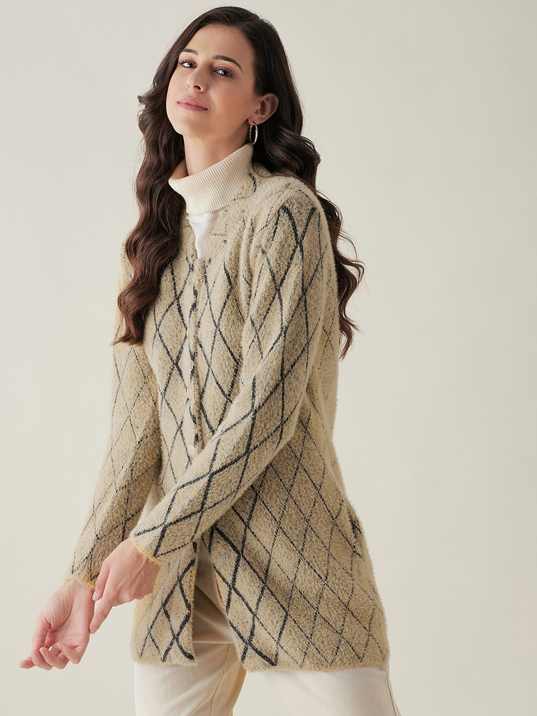 

RIVZA Women Beige & Black Checked Cardigan