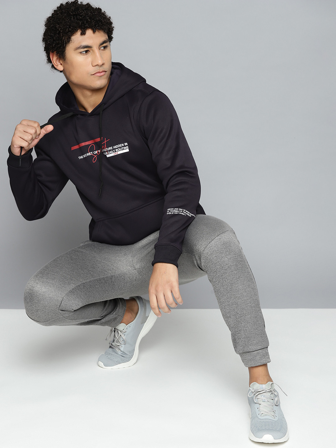 

HRX by Hrithik Roshan Men Printed Hooded Sweatshirt, Navy blue