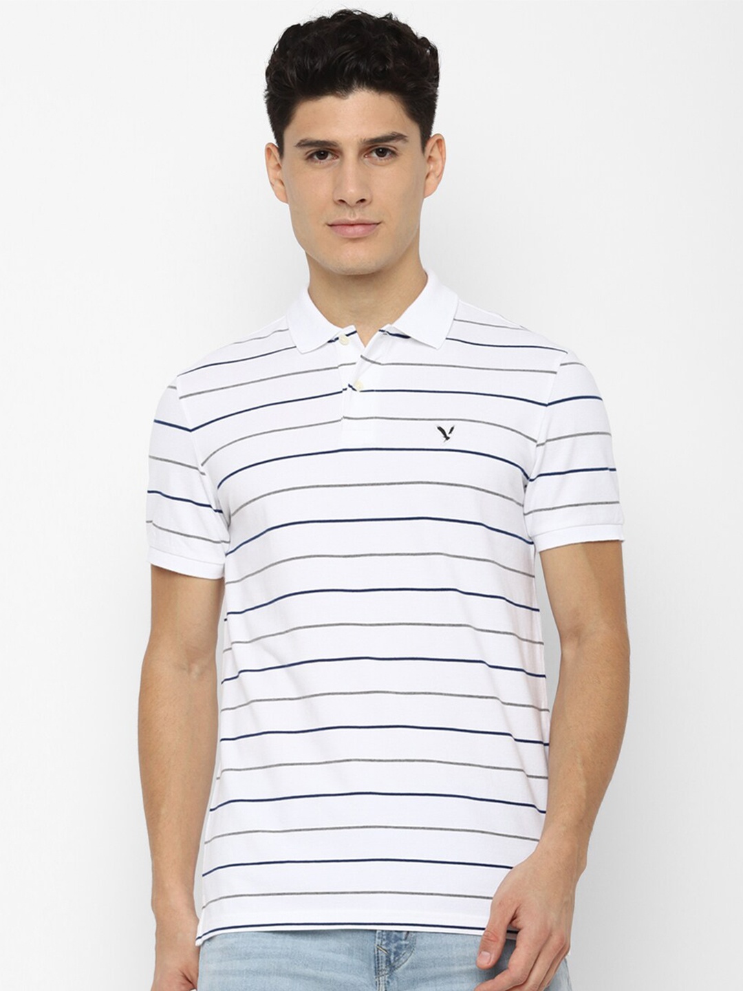 

AMERICAN EAGLE OUTFITTERS Men White Striped Polo Collar T-shirt
