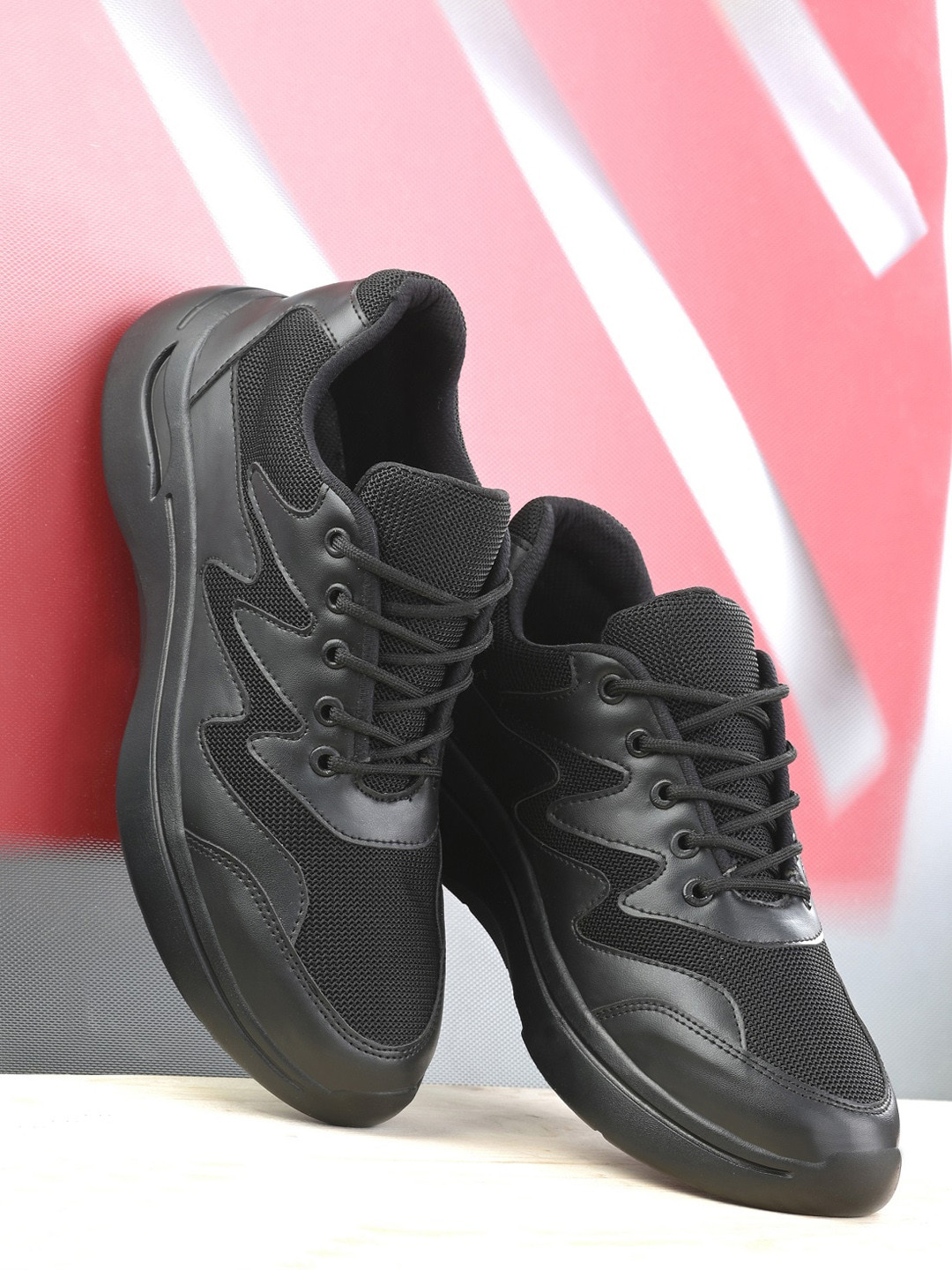 

Killer Men Black Lace Ups Sneakers