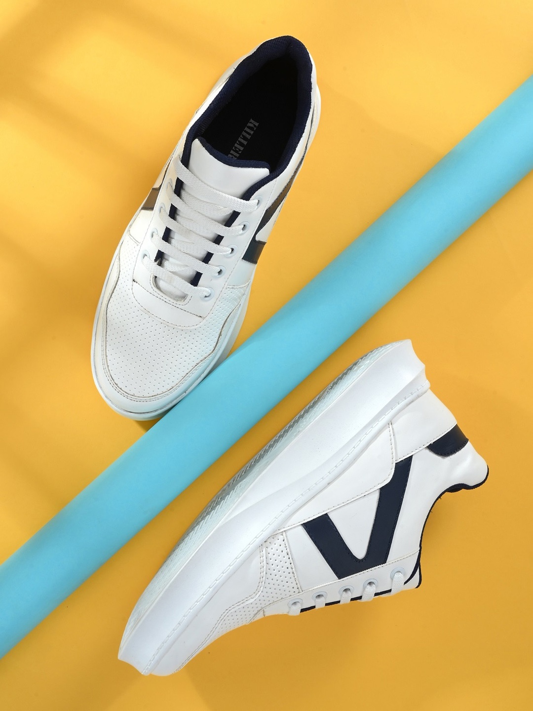 

Killer Men White Colourblocked Sneakers