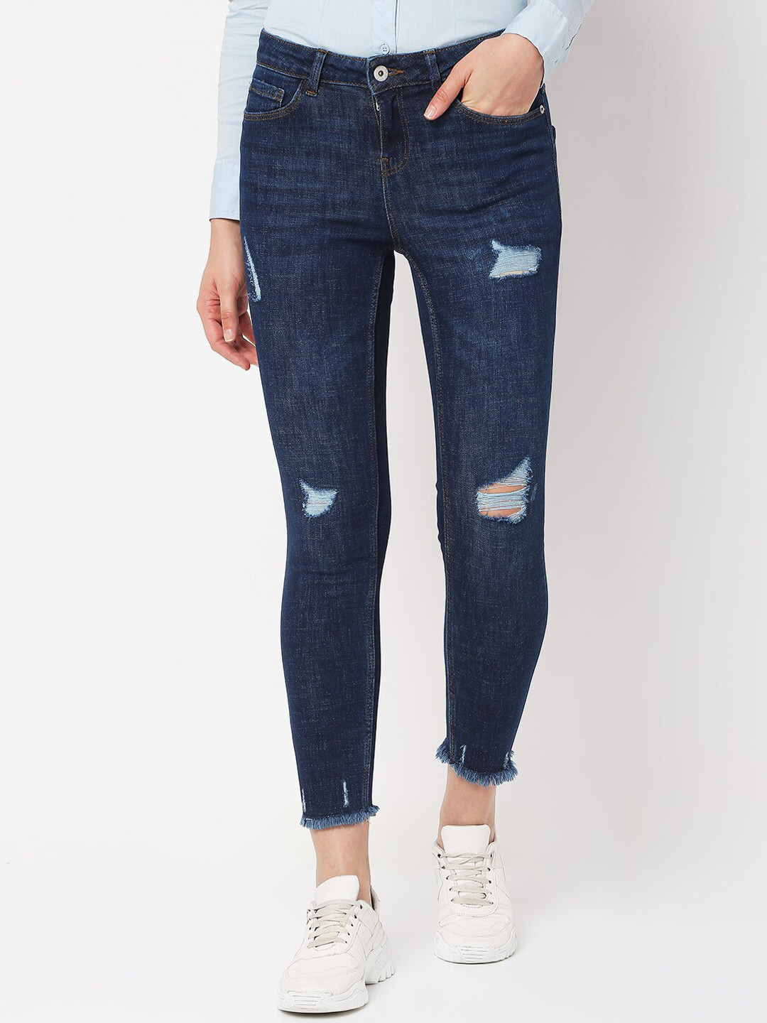 

Vero Moda Women Blue Skinny Fit Mildly Distressed Light Fade Jeans