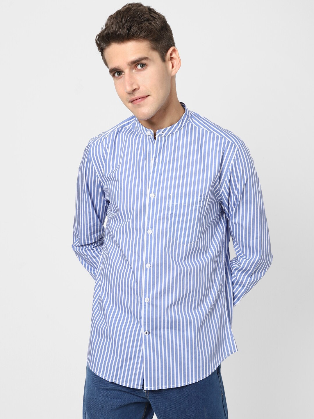 

VASTRADO Men Blue Striped Casual Shirt