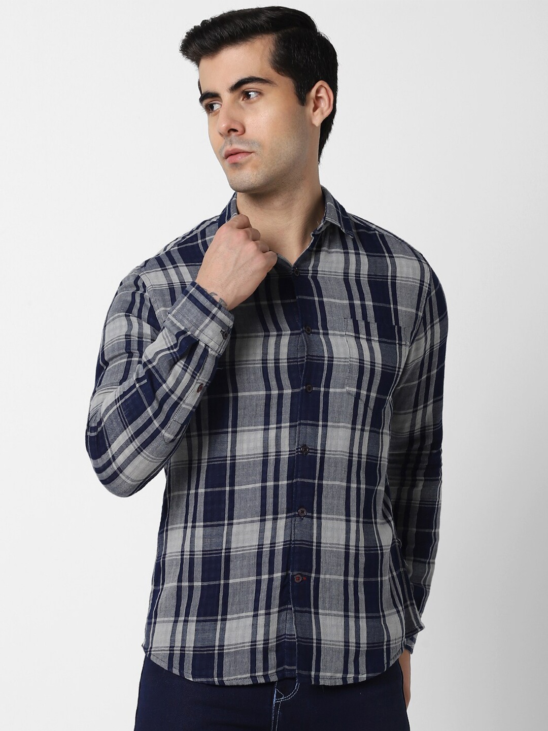 

VASTRADO Men Grey Tartan Checked Casual Cotton Shirt