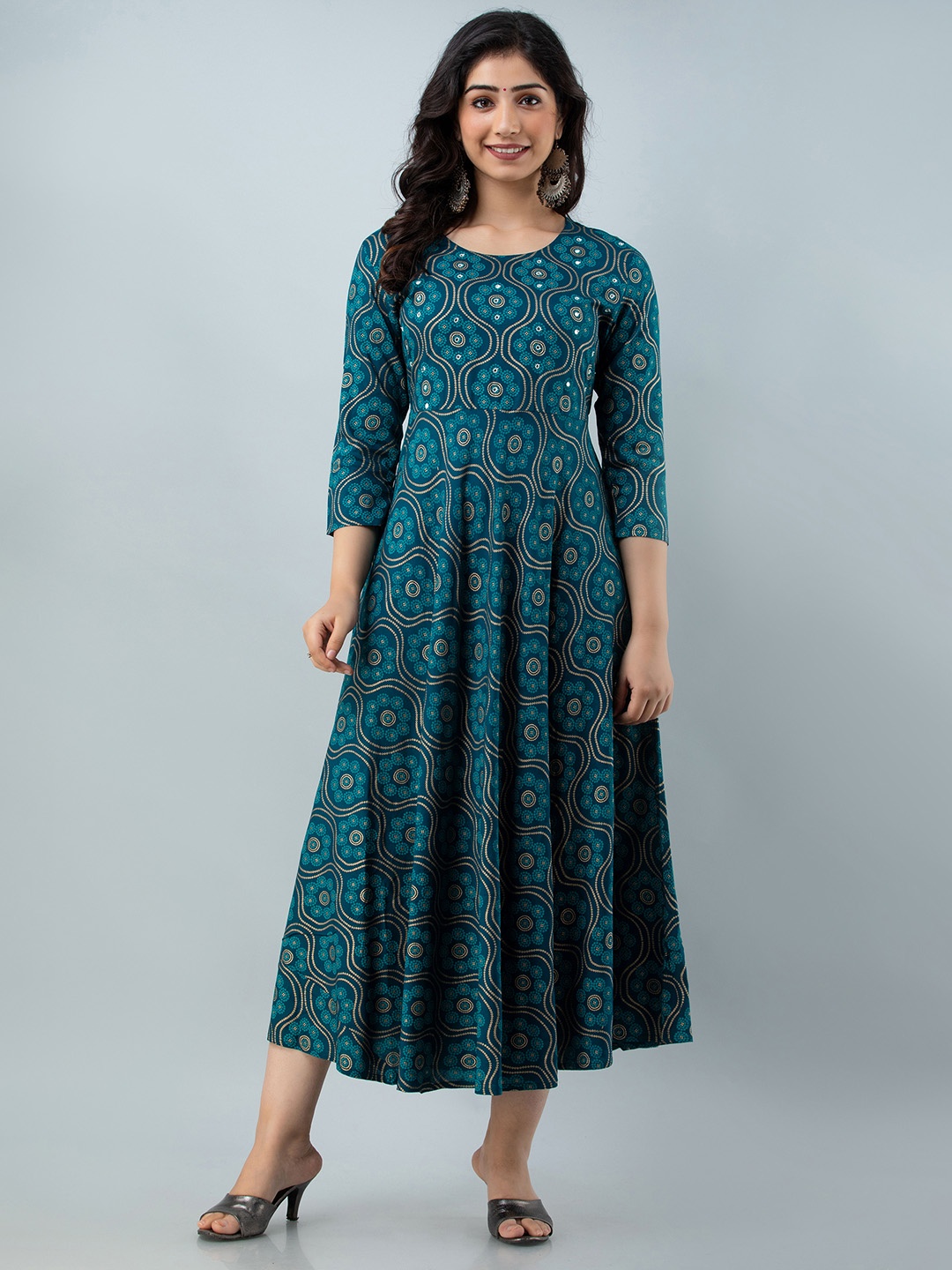 

NAYRAH Women Green Floral Printed Anarkali Kurta