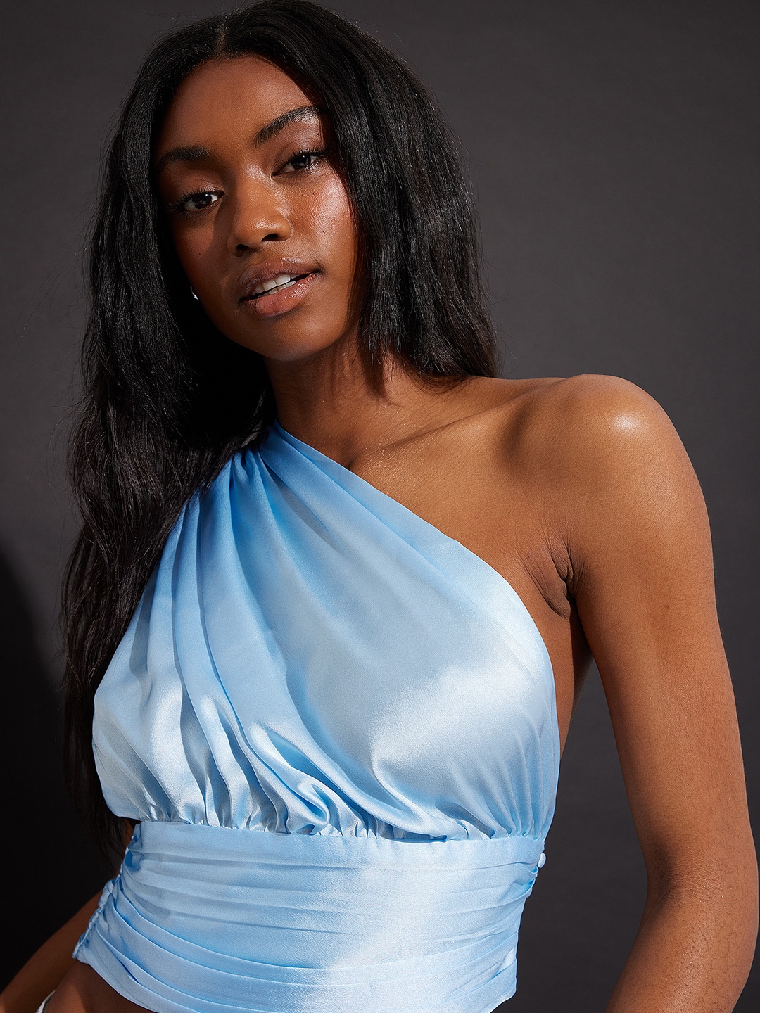 

NA-KD Blue Solid Satin One Shoulder Crop Top