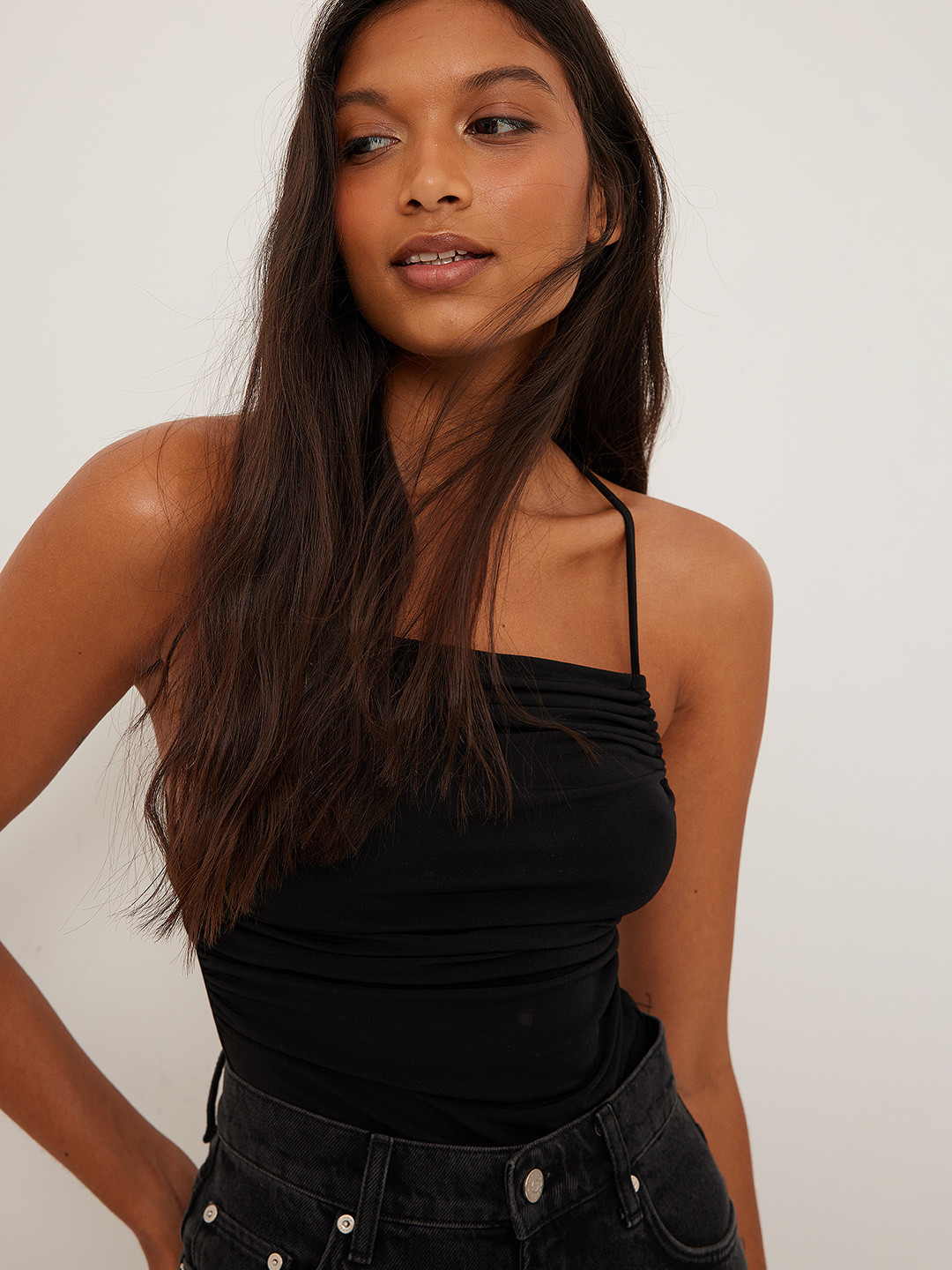 

NA-KD Women Black Solid Ruched Strap Detail Sustainable Bodysuit