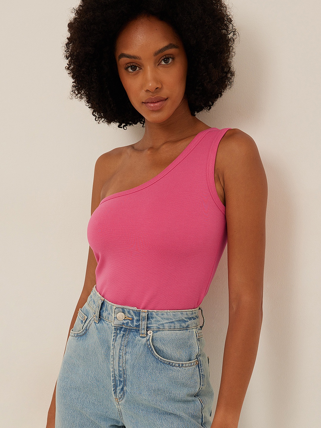 

NA-KD Pink One Shoulder Top