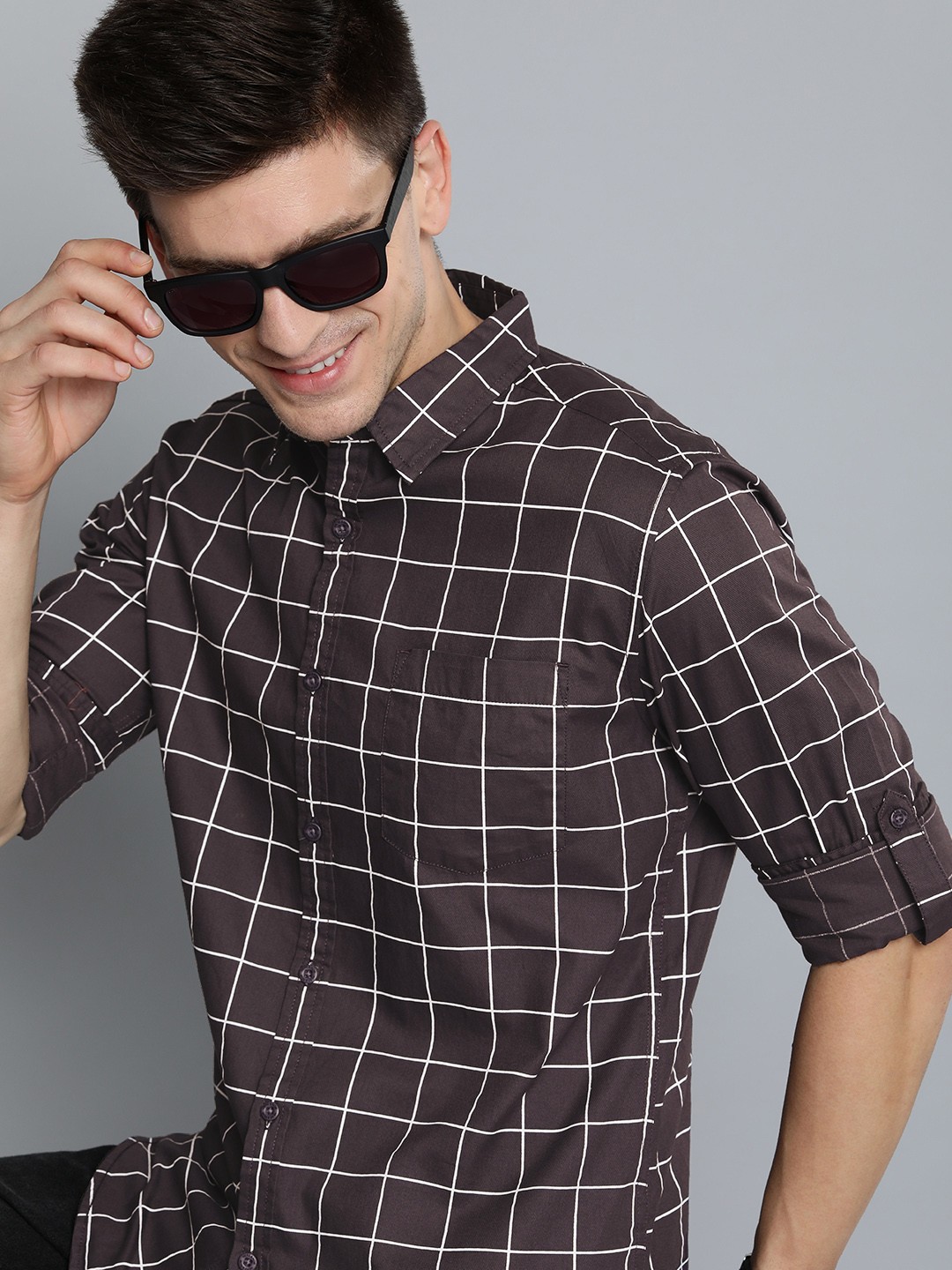 

HERE&NOW Men Navy Blue Pure Cotton Slim Fit Windowpane Checked Casual Shirt