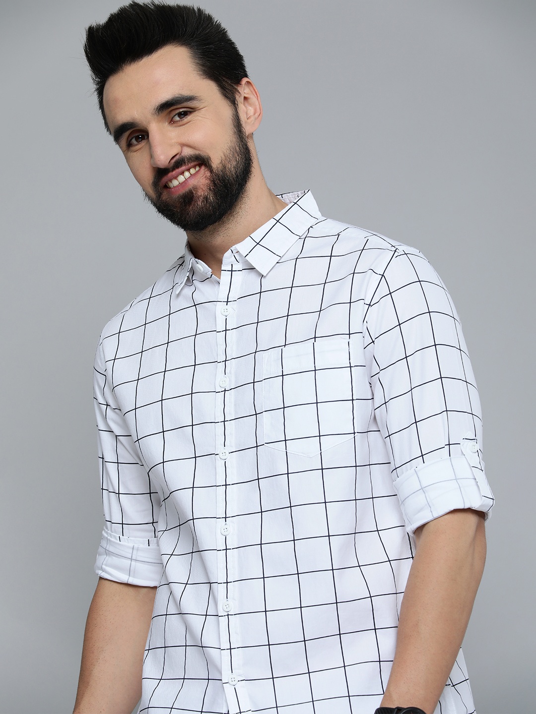 

HERE&NOW Men White & Navy Blue Pure Cotton Slim Fit Windowpane Checks Casual Shirt