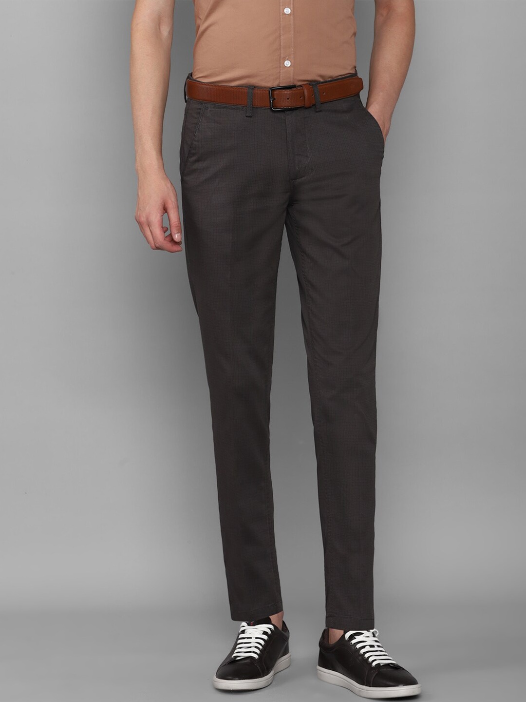 

Louis Philippe Sport Men Grey Slim Fit Trousers