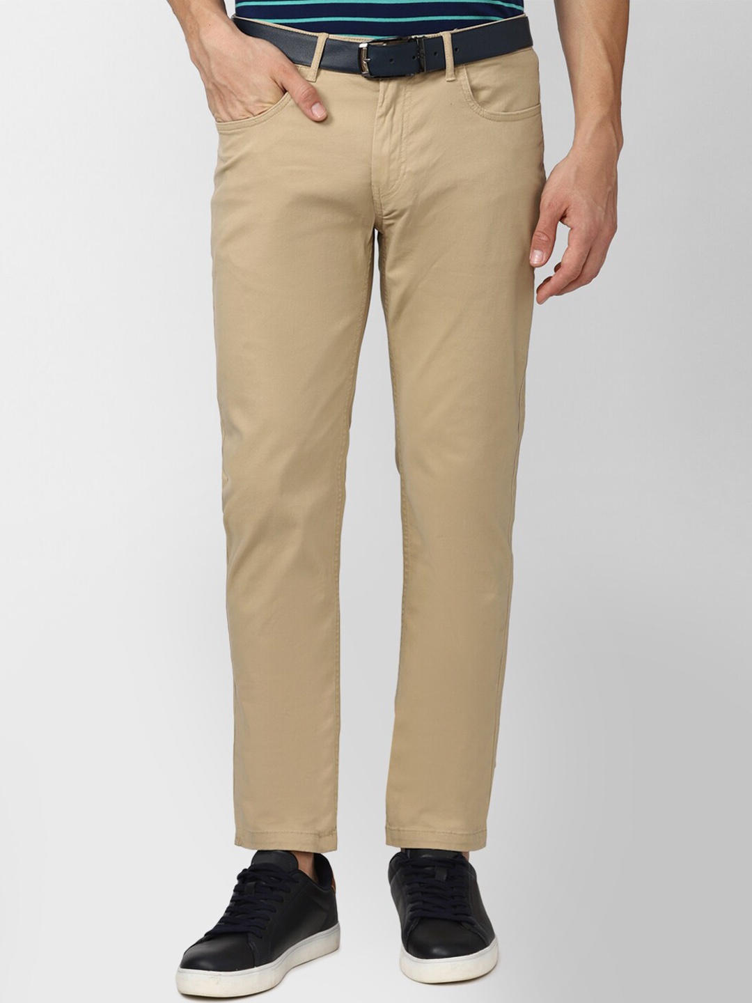 

Peter England Casuals Men Khaki Solid Slim Fit Chinos Trousers