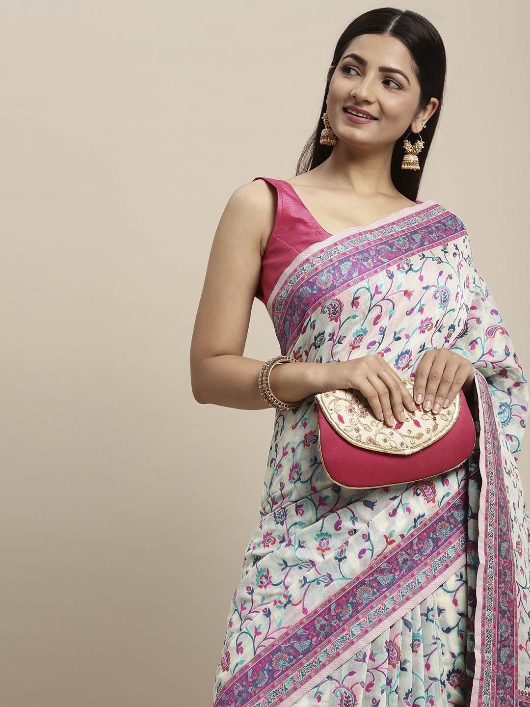 

AYKA CLOTHINGS Cream-Coloured Floral Pure Cotton Patola Saree