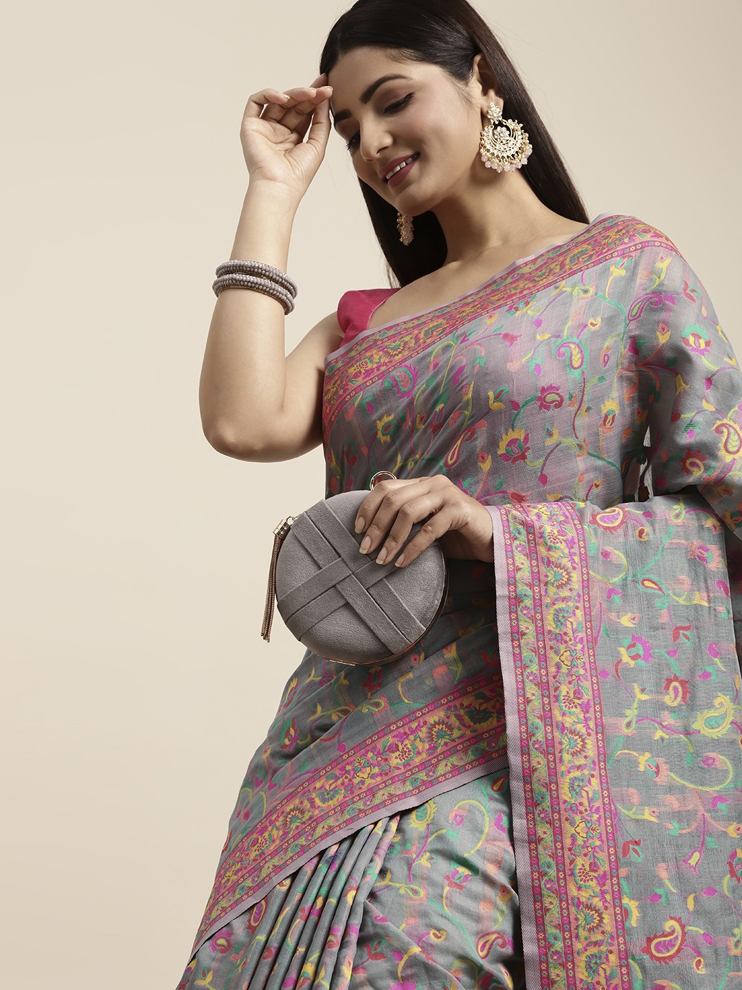 

AYKA CLOTHINGS Grey Floral Pure Cotton Patola Saree