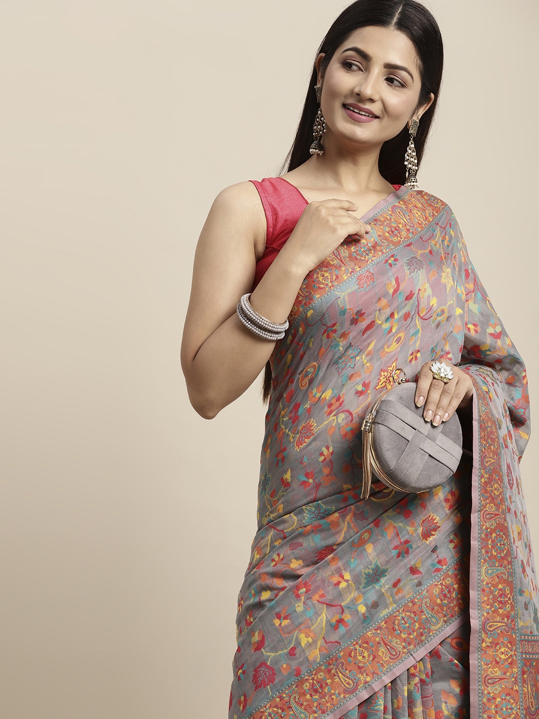 

AYKA CLOTHINGS Grey Floral Pure Cotton Patola Saree