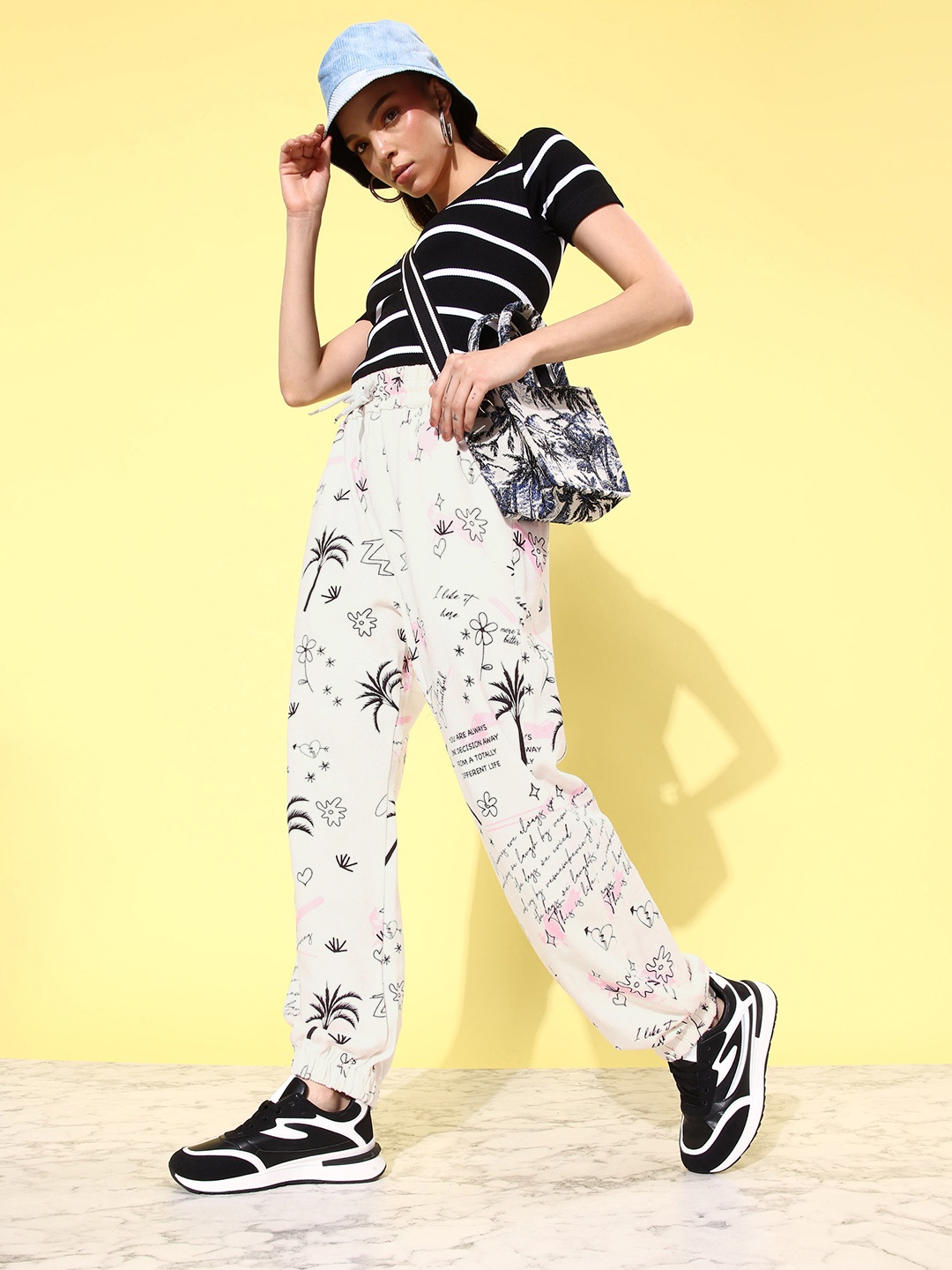 

Kook N Keech Women Knitted Conversational Printed Mid-Rise Joggers, White