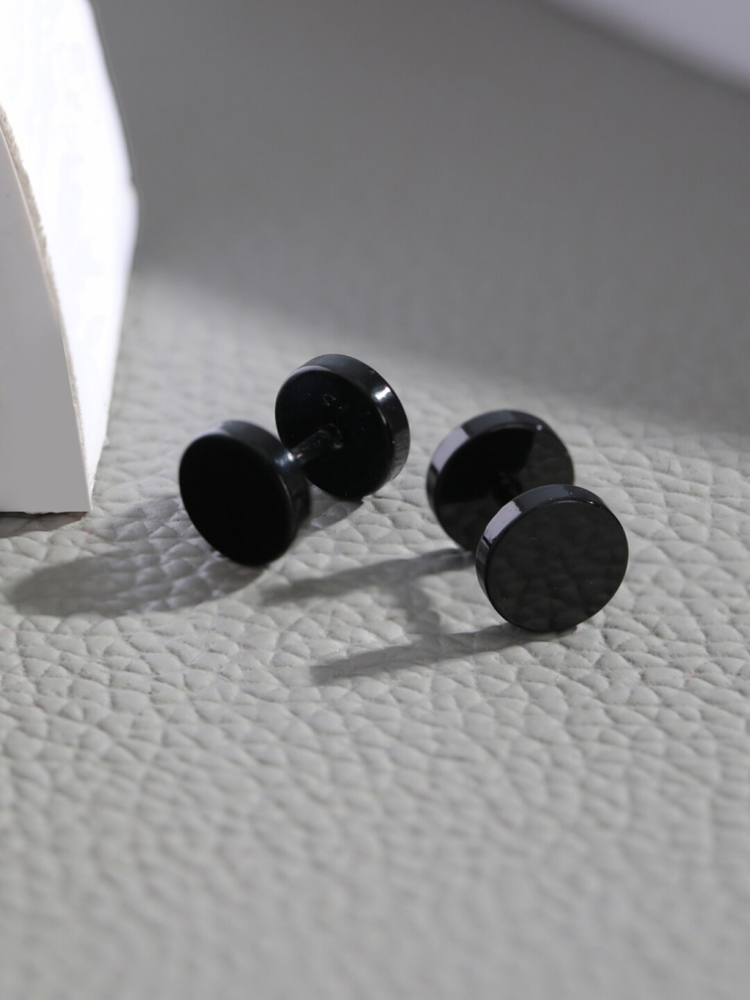 

Priyaasi Men Black Solid Circular Studs Earrings
