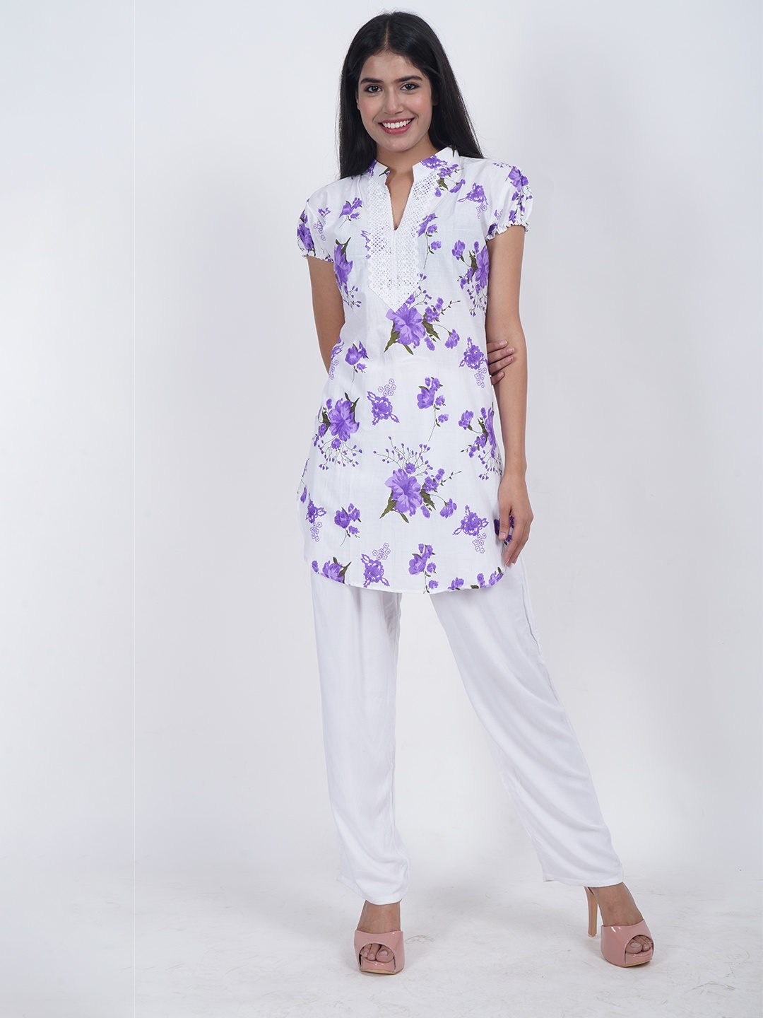 

Trendzmy Women White & Purple Floral Printed Keyhole Neck Floral Kurta
