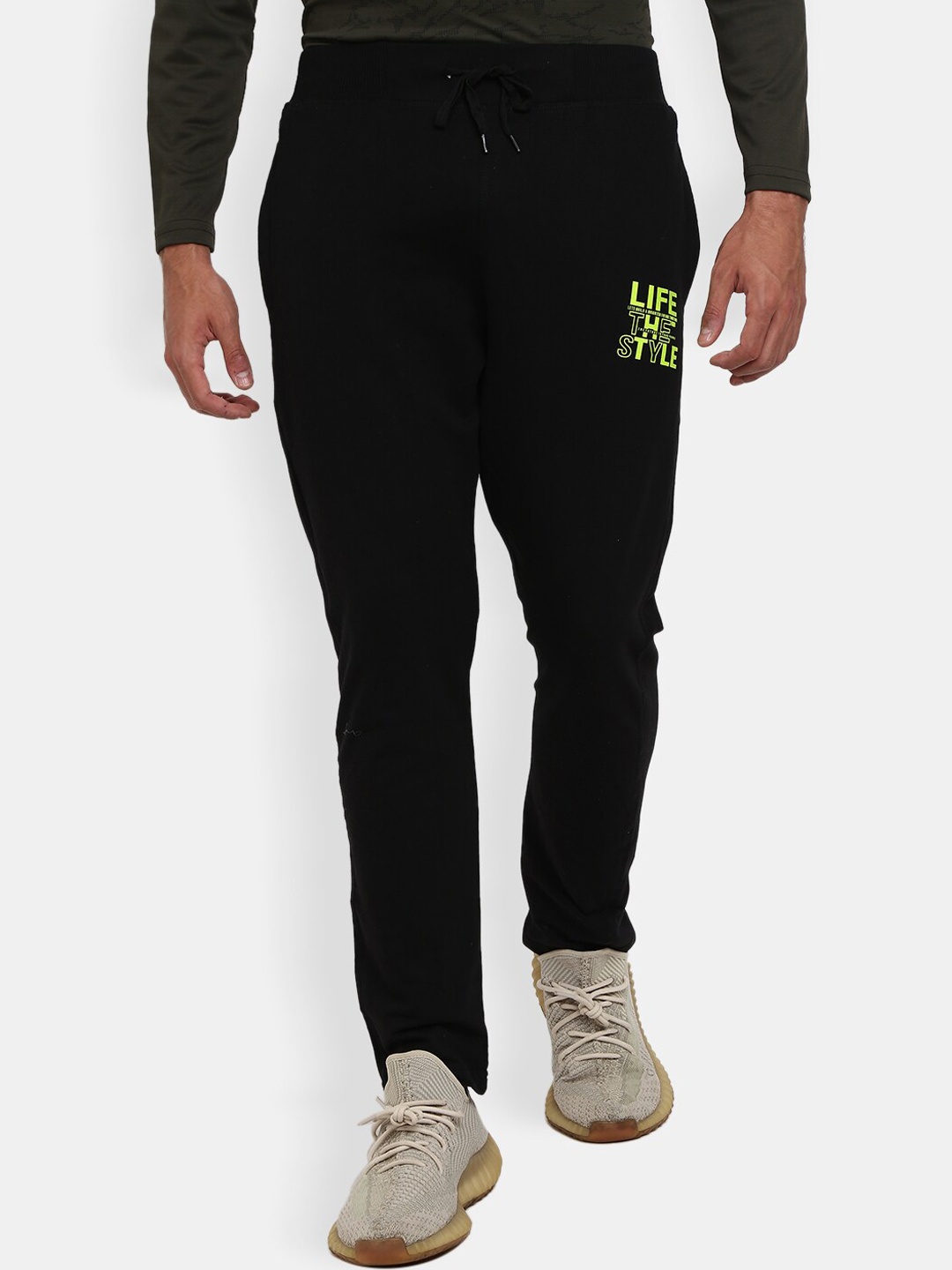 

V-Mart Men Black Solid Cotton Track Pants