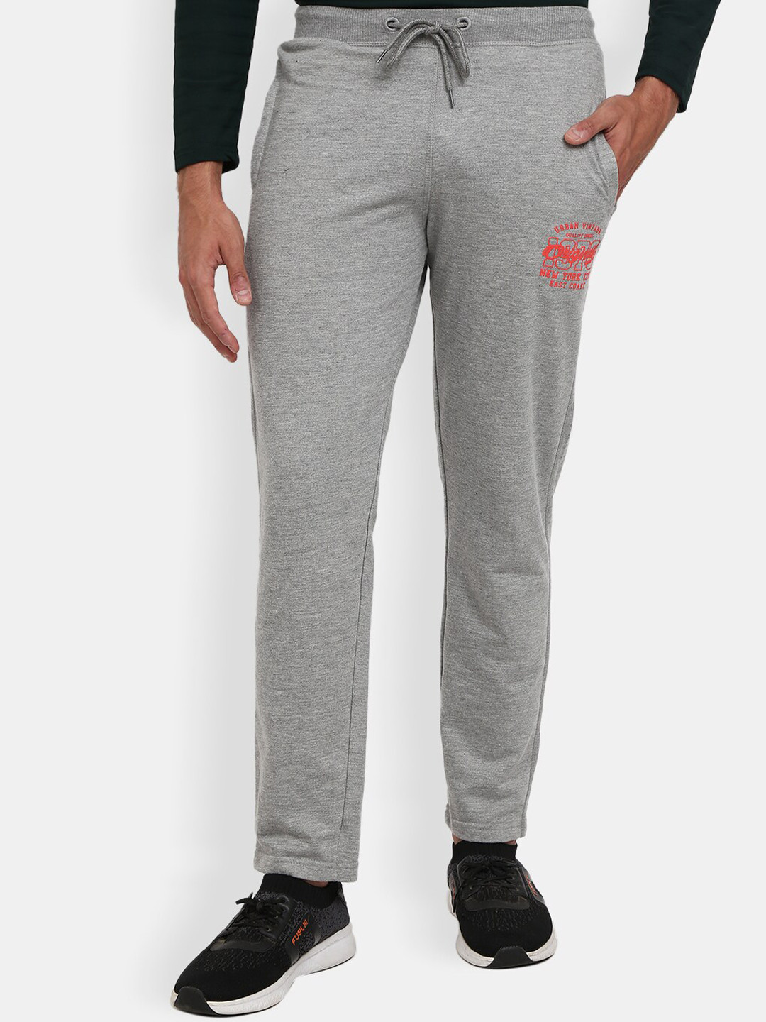 

V-Mart Men Grey Melange Solid Cotton Track Pants