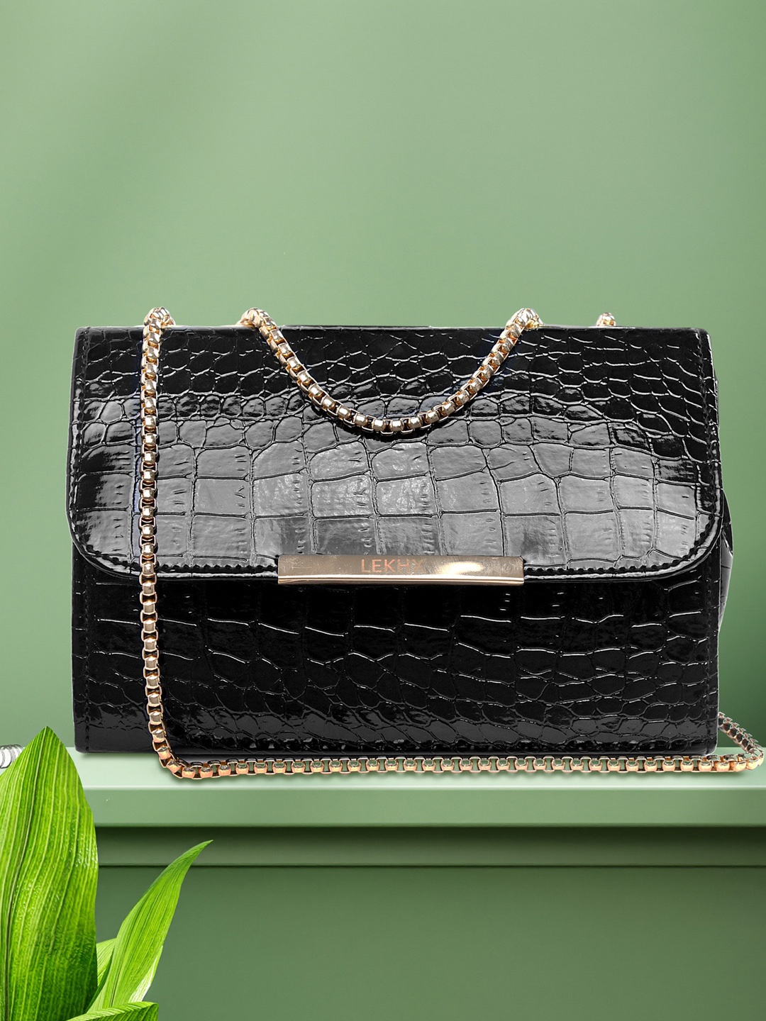 

LEKHX Black Textured PU Structured Sling Bag