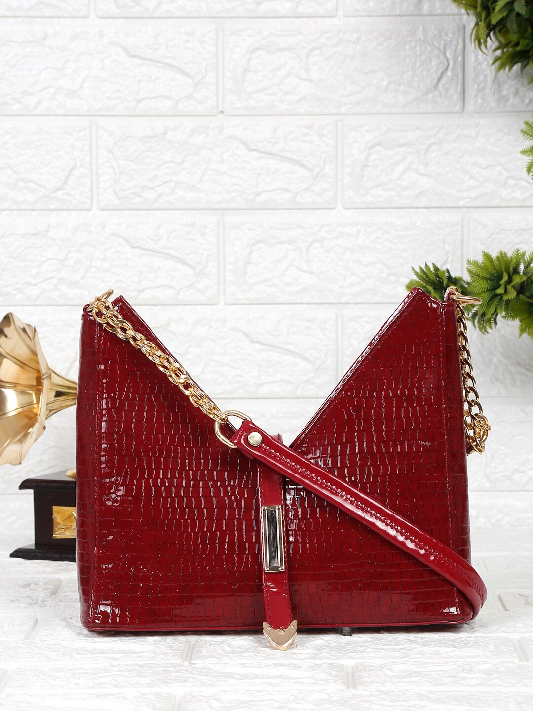

Apsis Maroon Women Textured Structured Handheld Bag