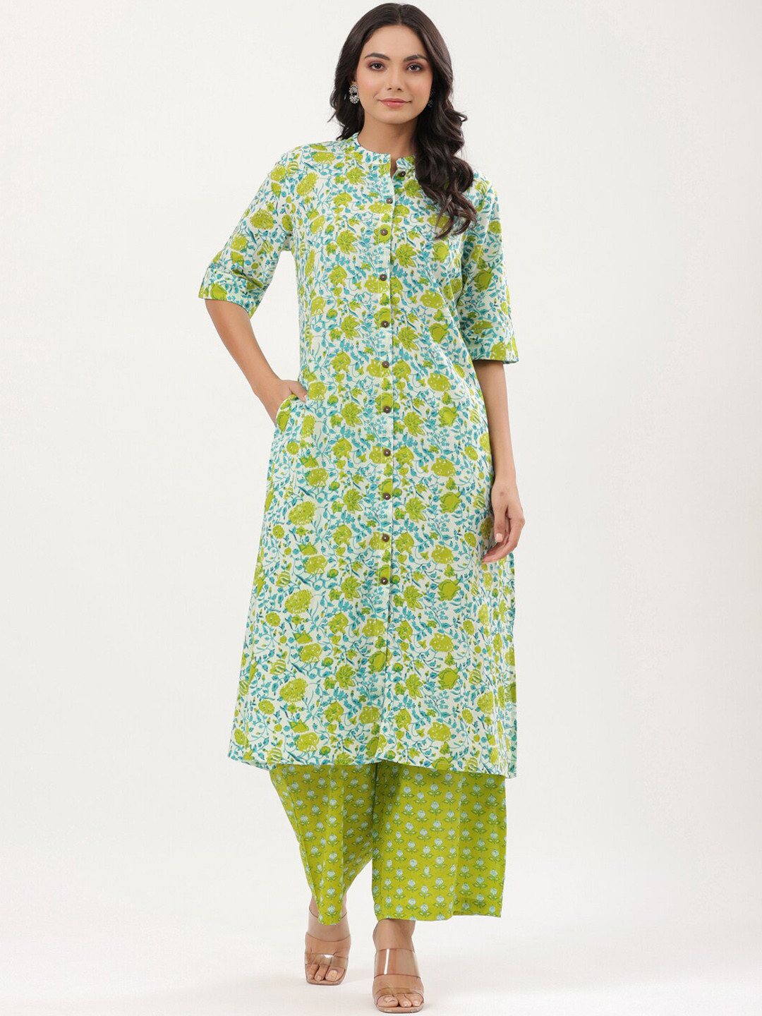 

mirari Women Green Floral Printed Kurta And Palazzo Set, White