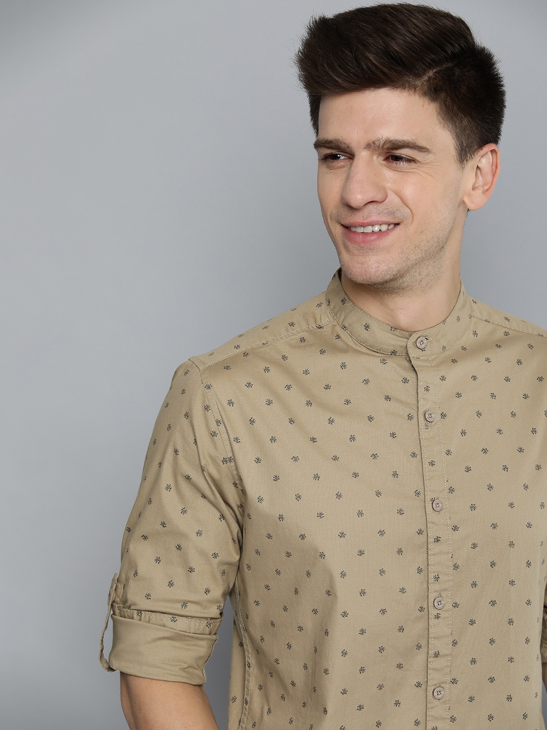 

HERE&NOW Men Beige Slim Fit Printed Casual Shirt