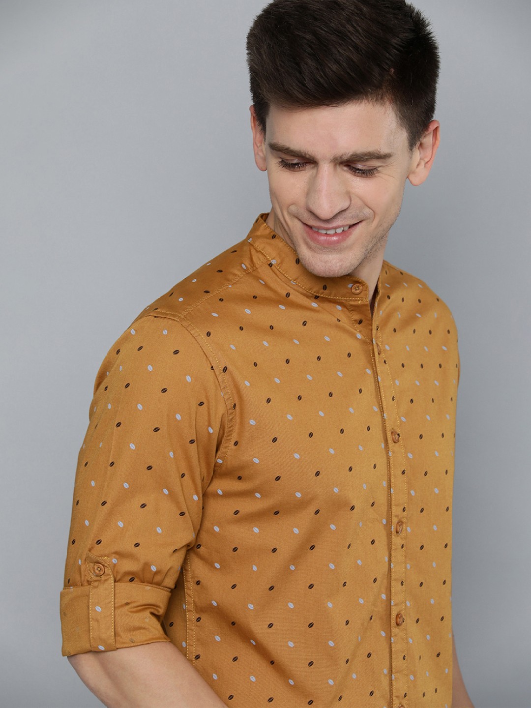

HERE&NOW Men Camel Brown Slim Fit Printed Pure Cotton Casual Shirt
