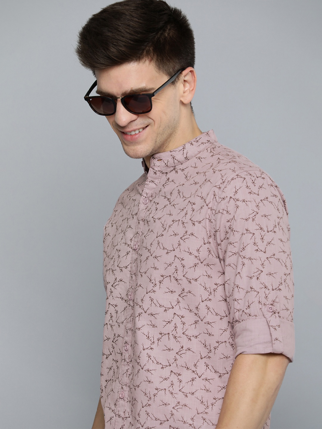 

HERE&NOW Men Purple Slim Fit Printed Pure Cotton Casual Shirt